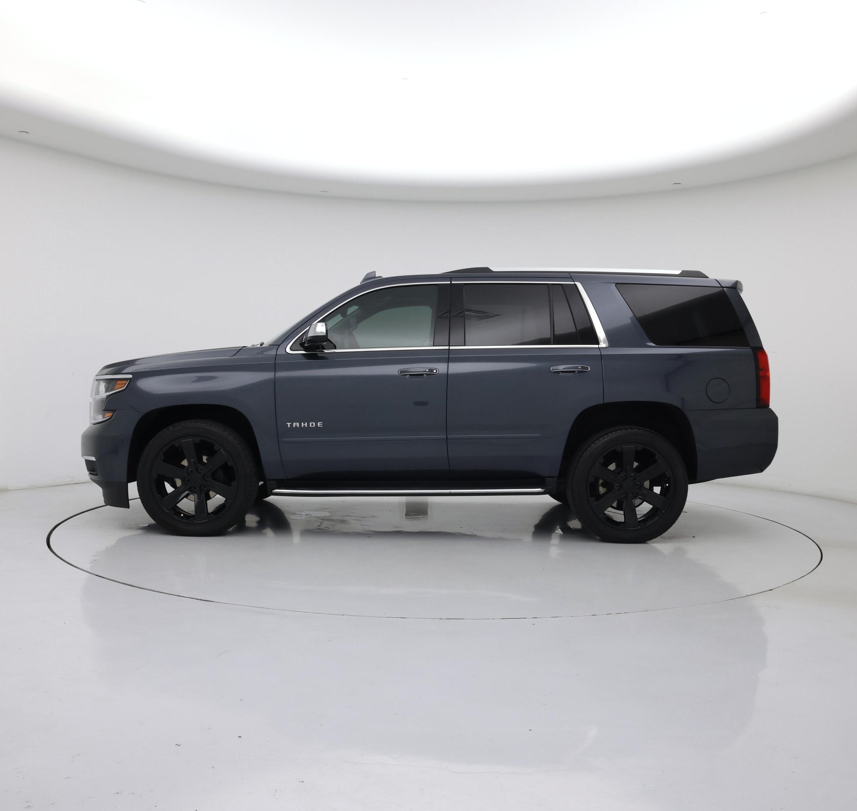 Thumbnail: 2020 Chevrolet Tahoe - 3
