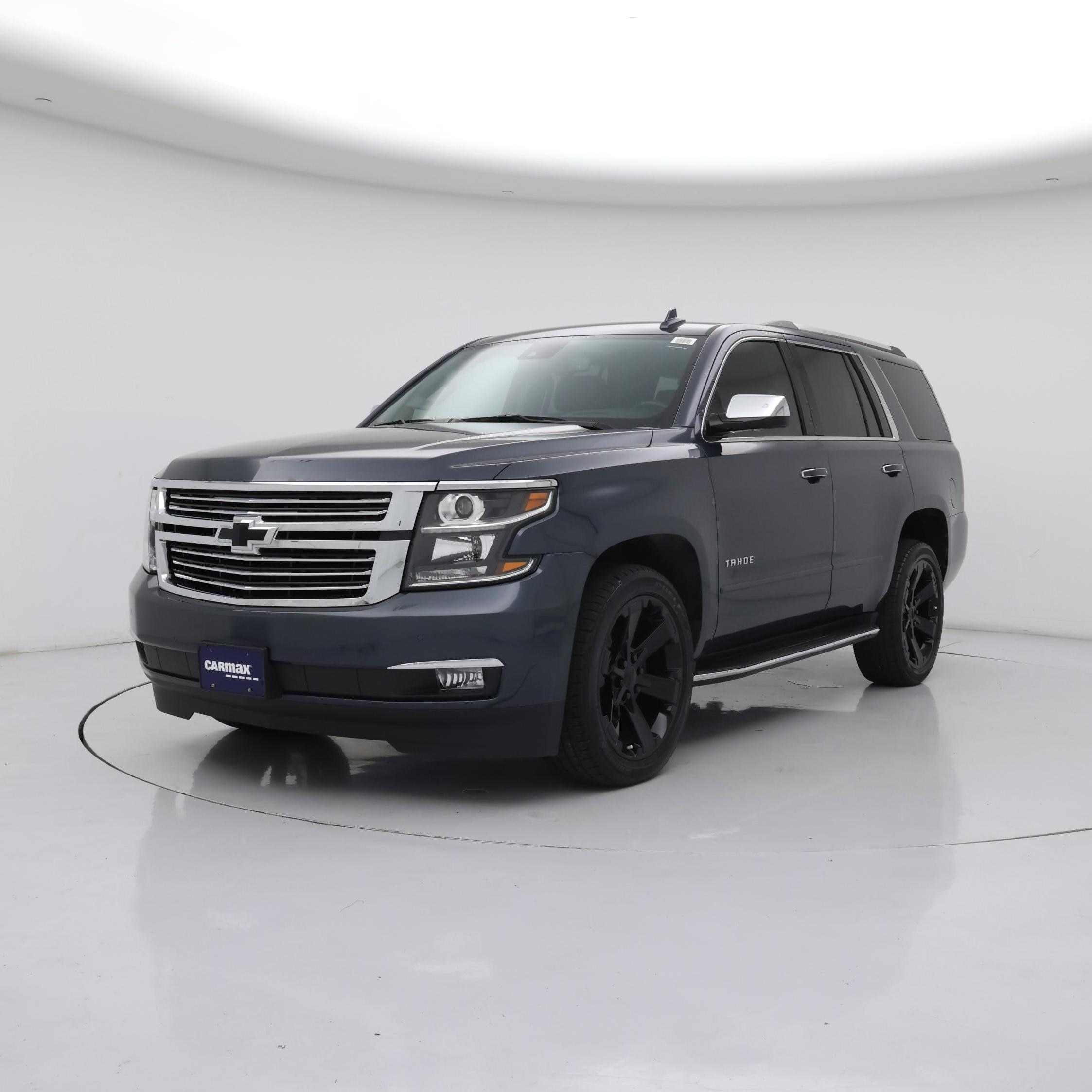 Thumbnail: 2020 Chevrolet Tahoe - 4