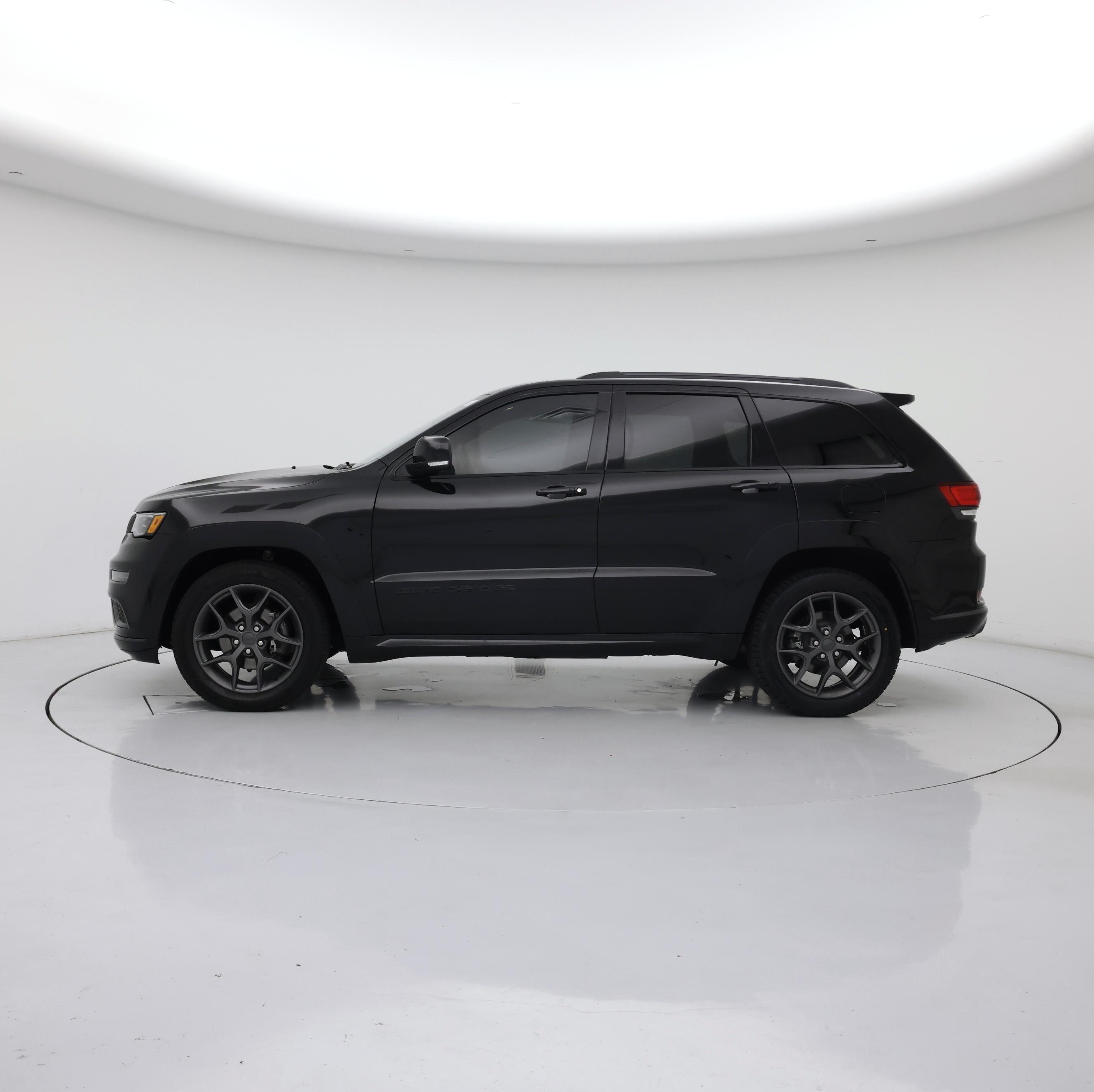 Thumbnail: 2020 Jeep Grand Cherokee - 3