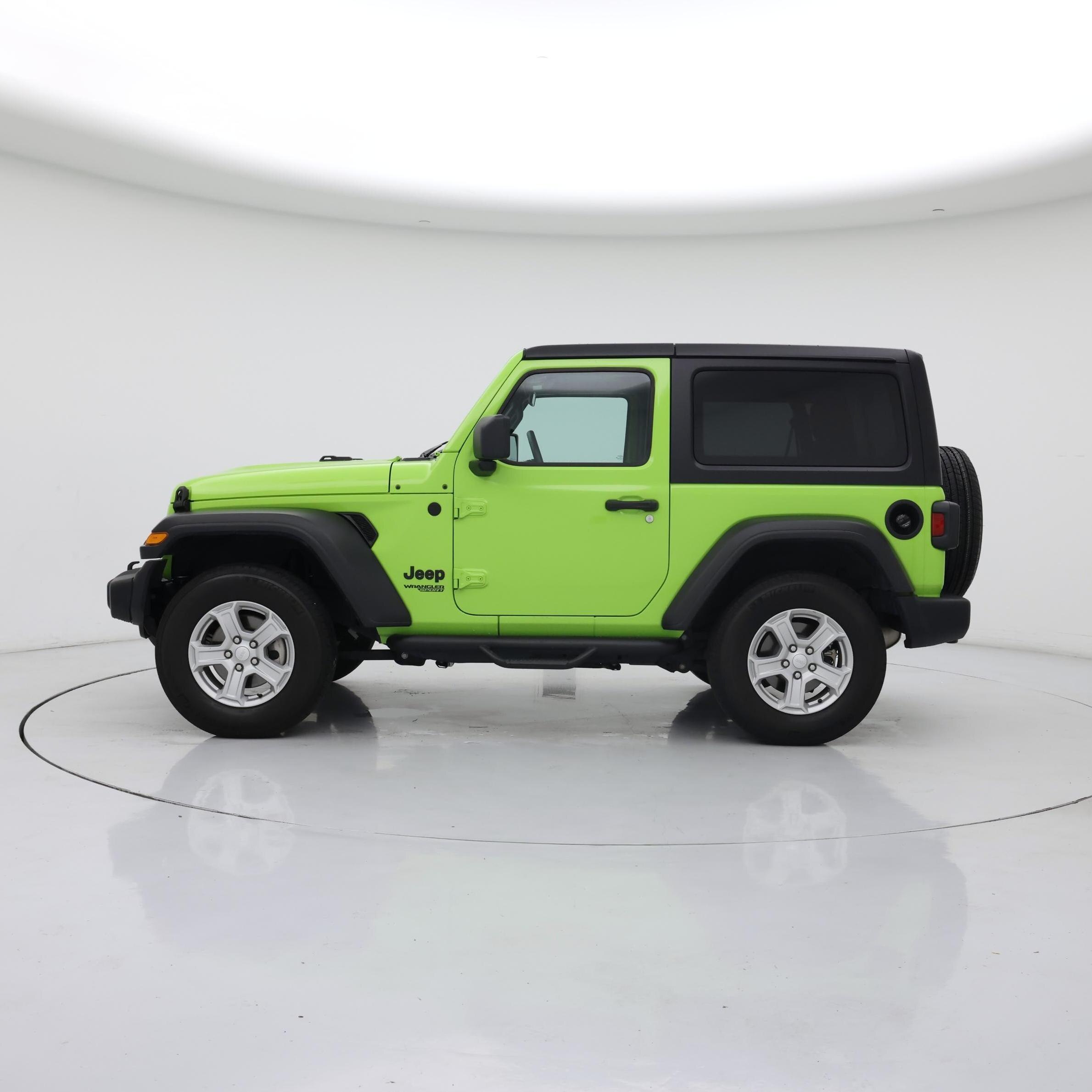 Thumbnail: 2021 Jeep Wrangler - 3