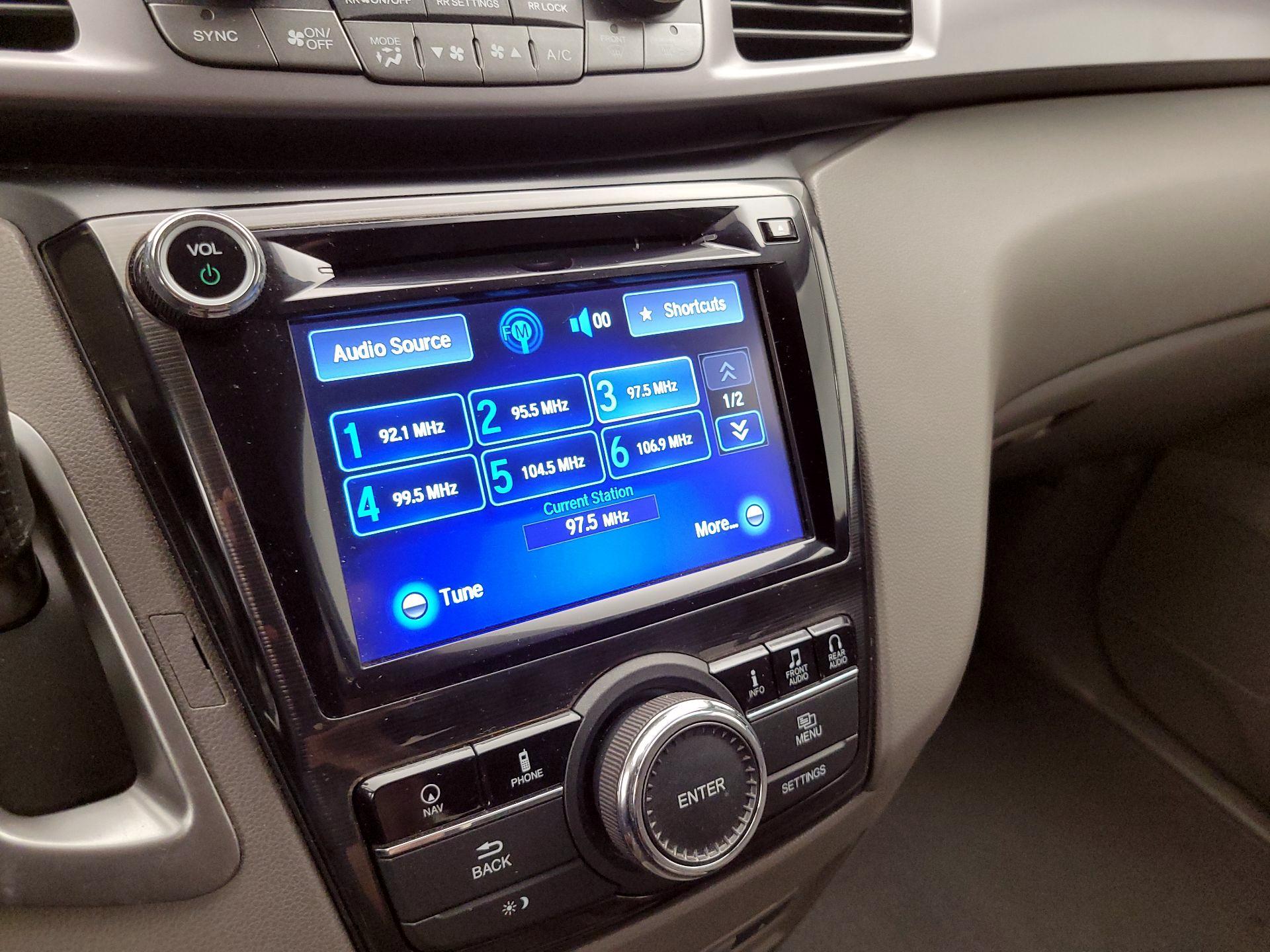 Thumbnail: 2014 Honda Odyssey - 16