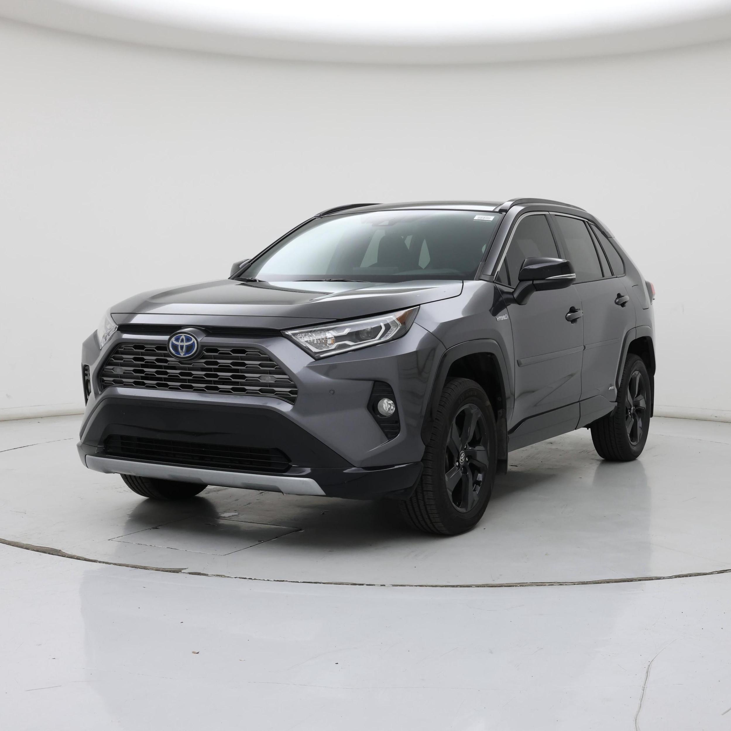 Thumbnail: 2021 Toyota RAV4 - 4