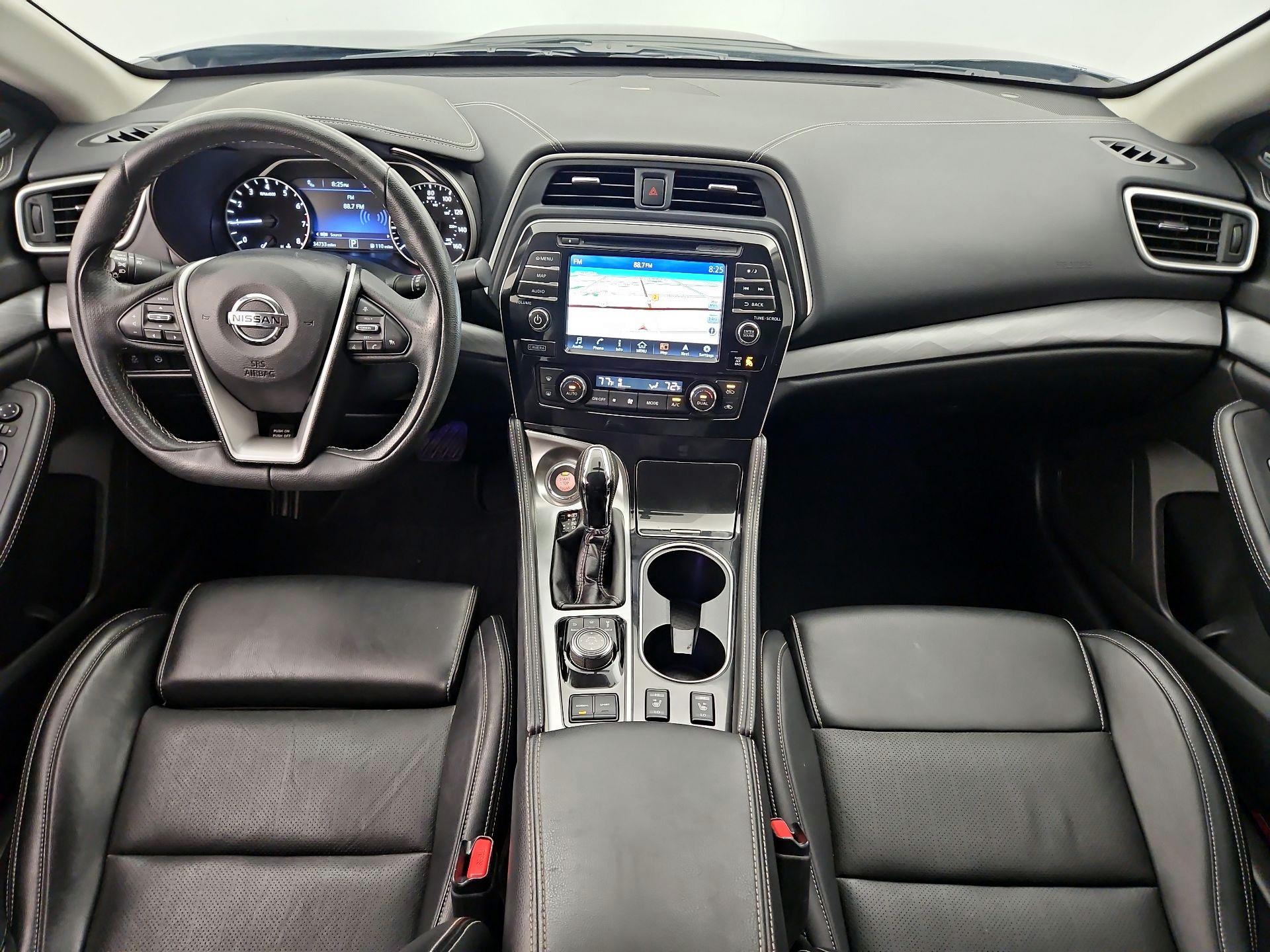 Thumbnail: 2017 Nissan Maxima - 9