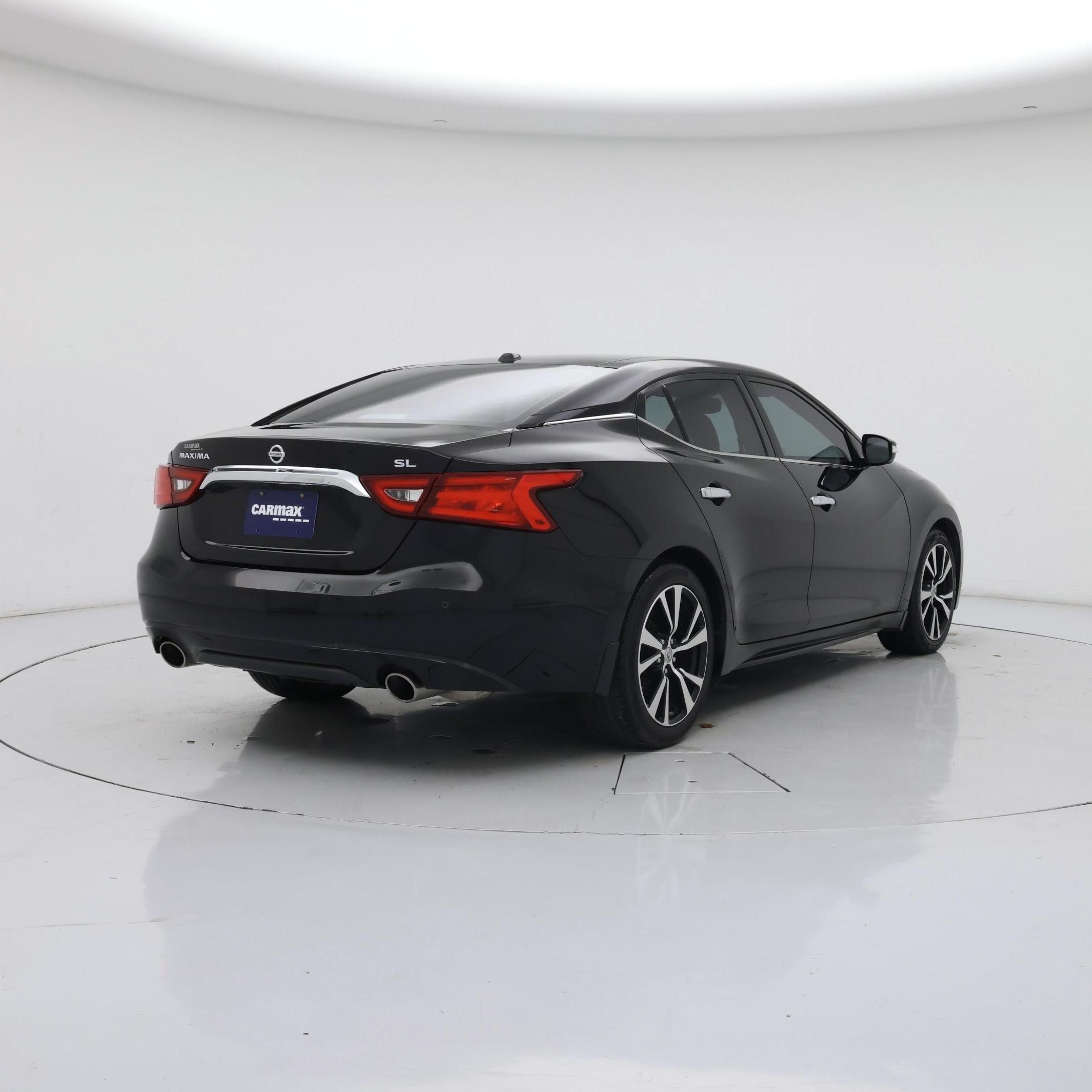 Thumbnail: 2017 Nissan Maxima - 8