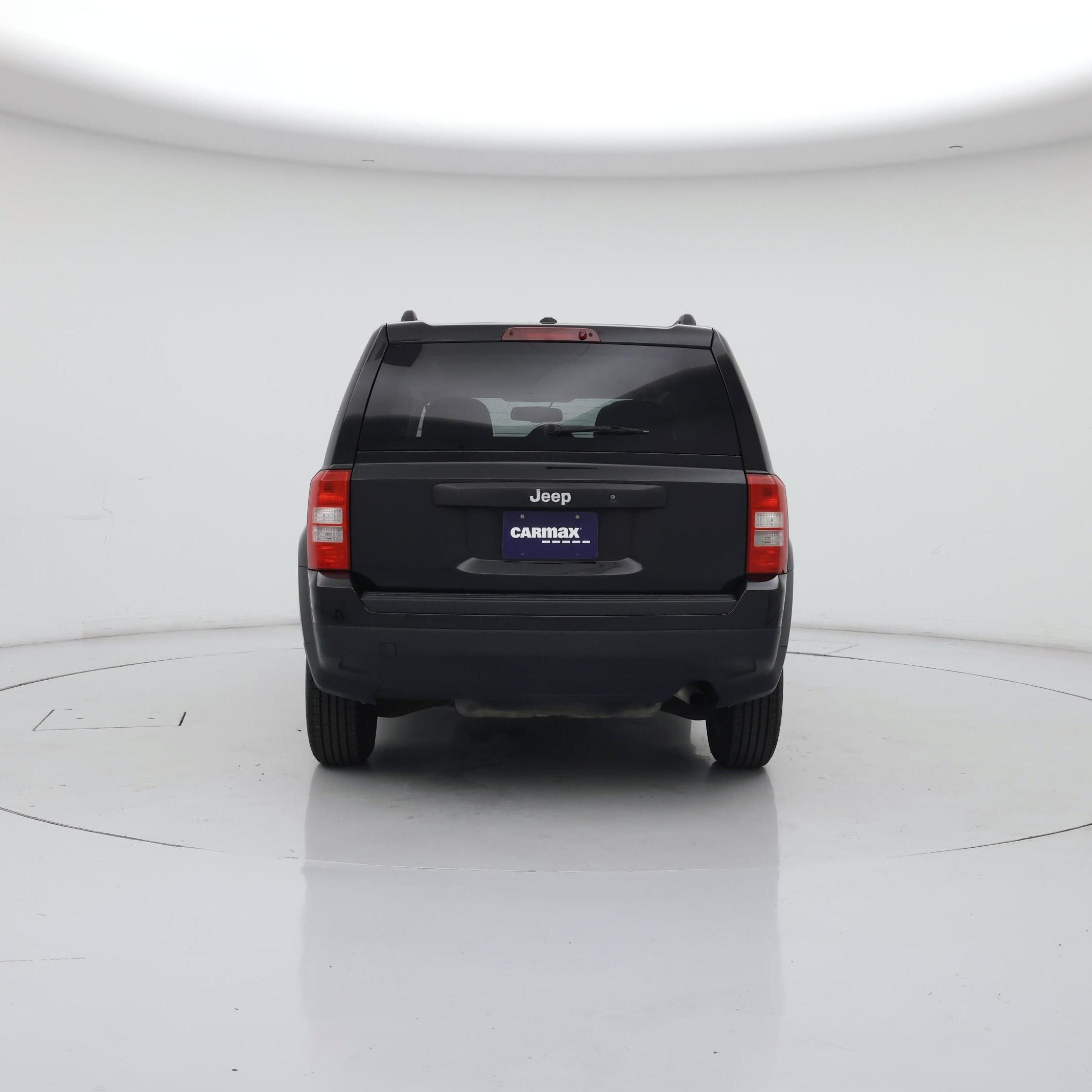 Thumbnail: 2016 Jeep Patriot - 6