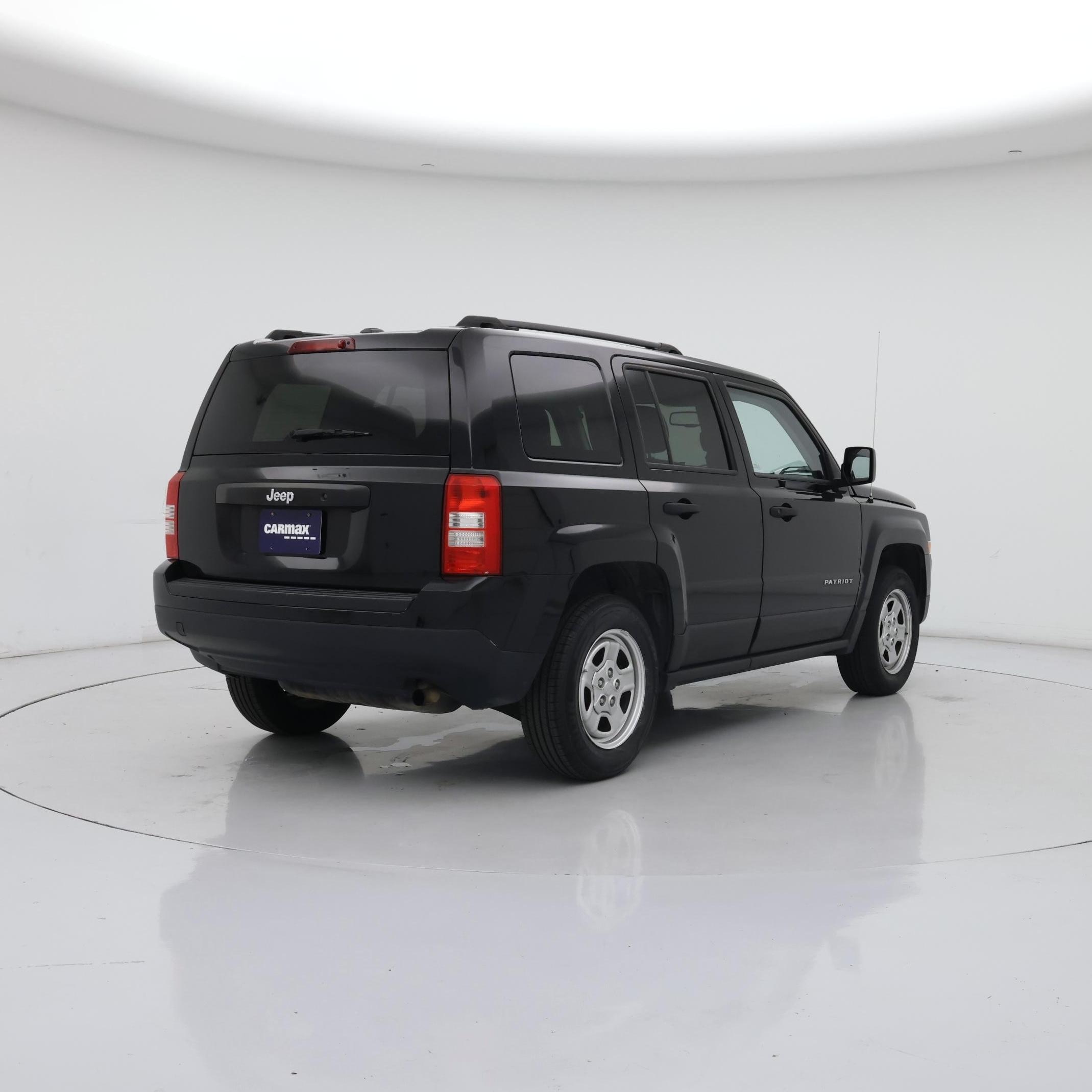 Thumbnail: 2016 Jeep Patriot - 8