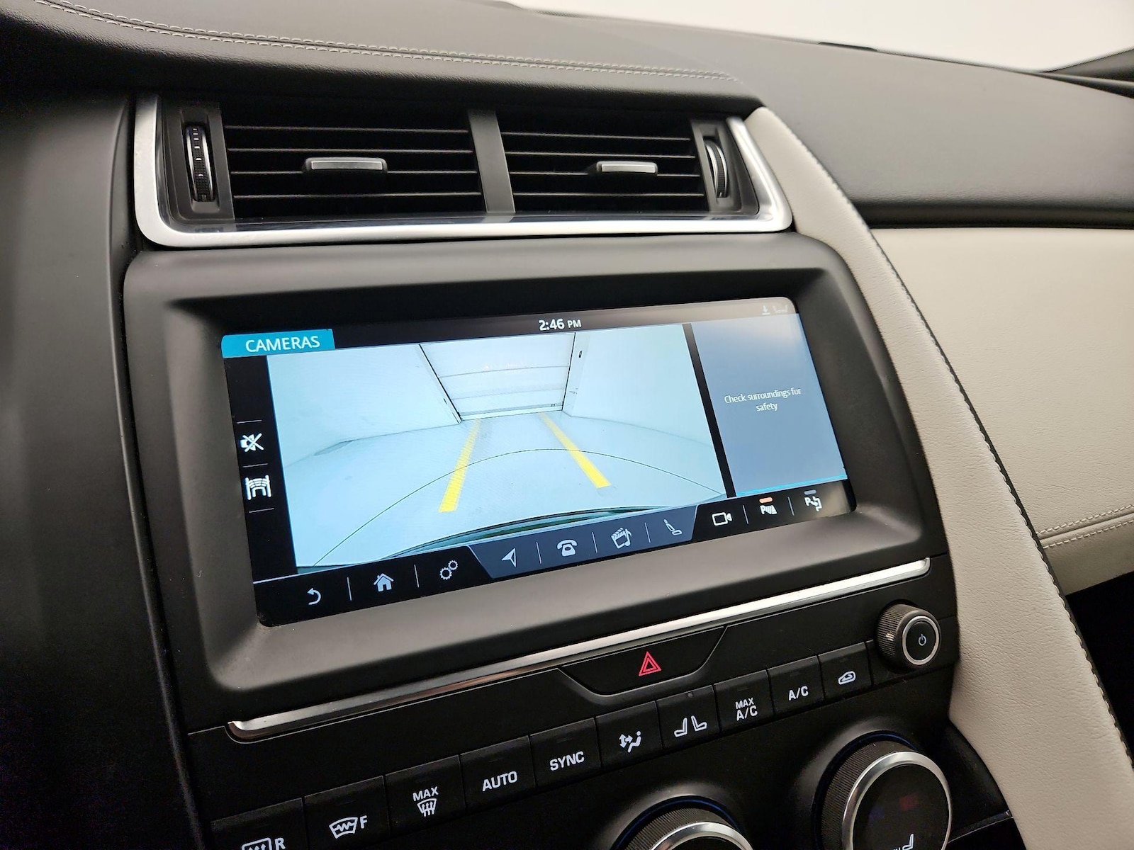 2019 Jaguar E-PACE R-Dynamic HSE - Photo 16