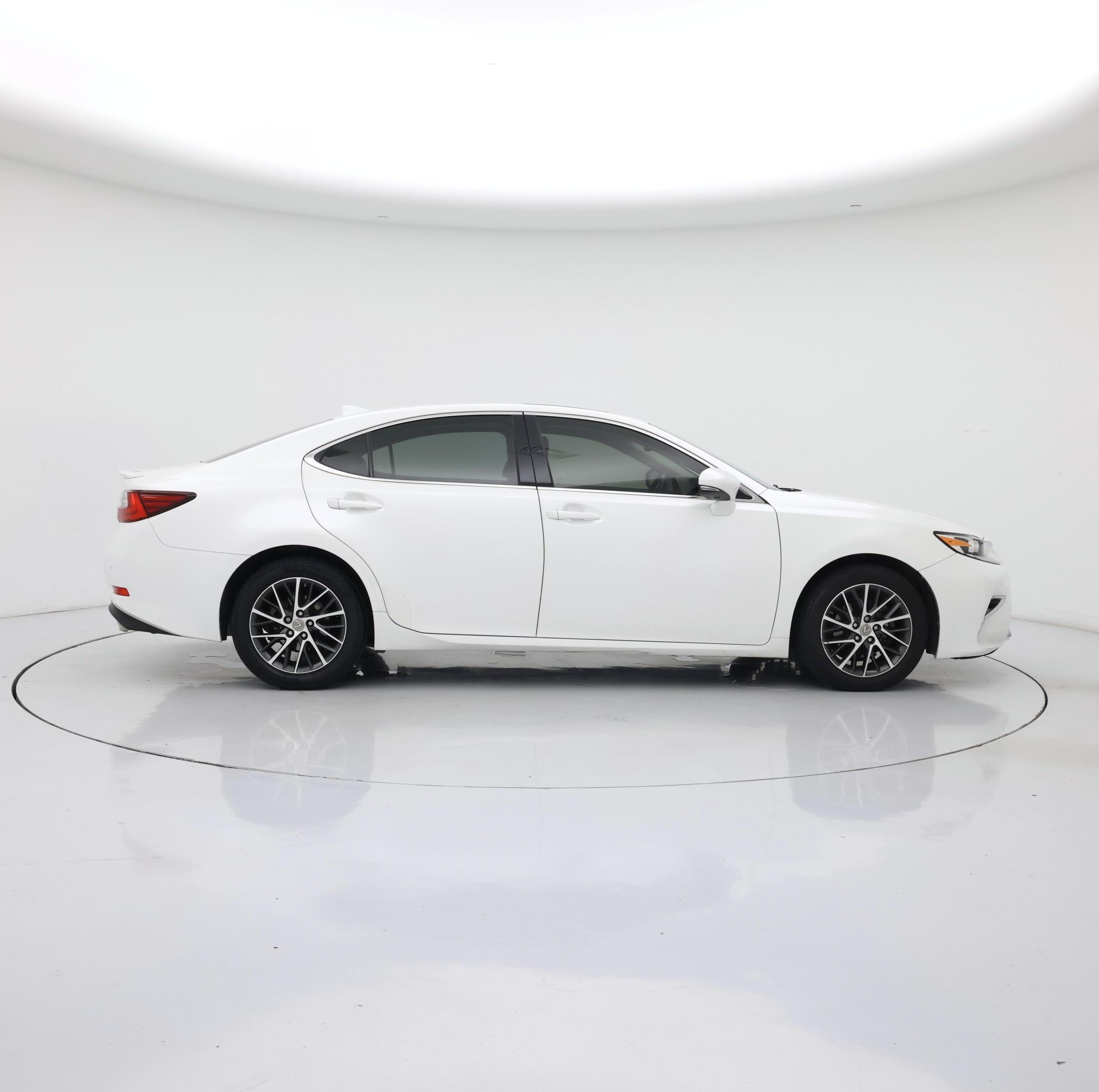 Thumbnail: 2016 Lexus ES - 7