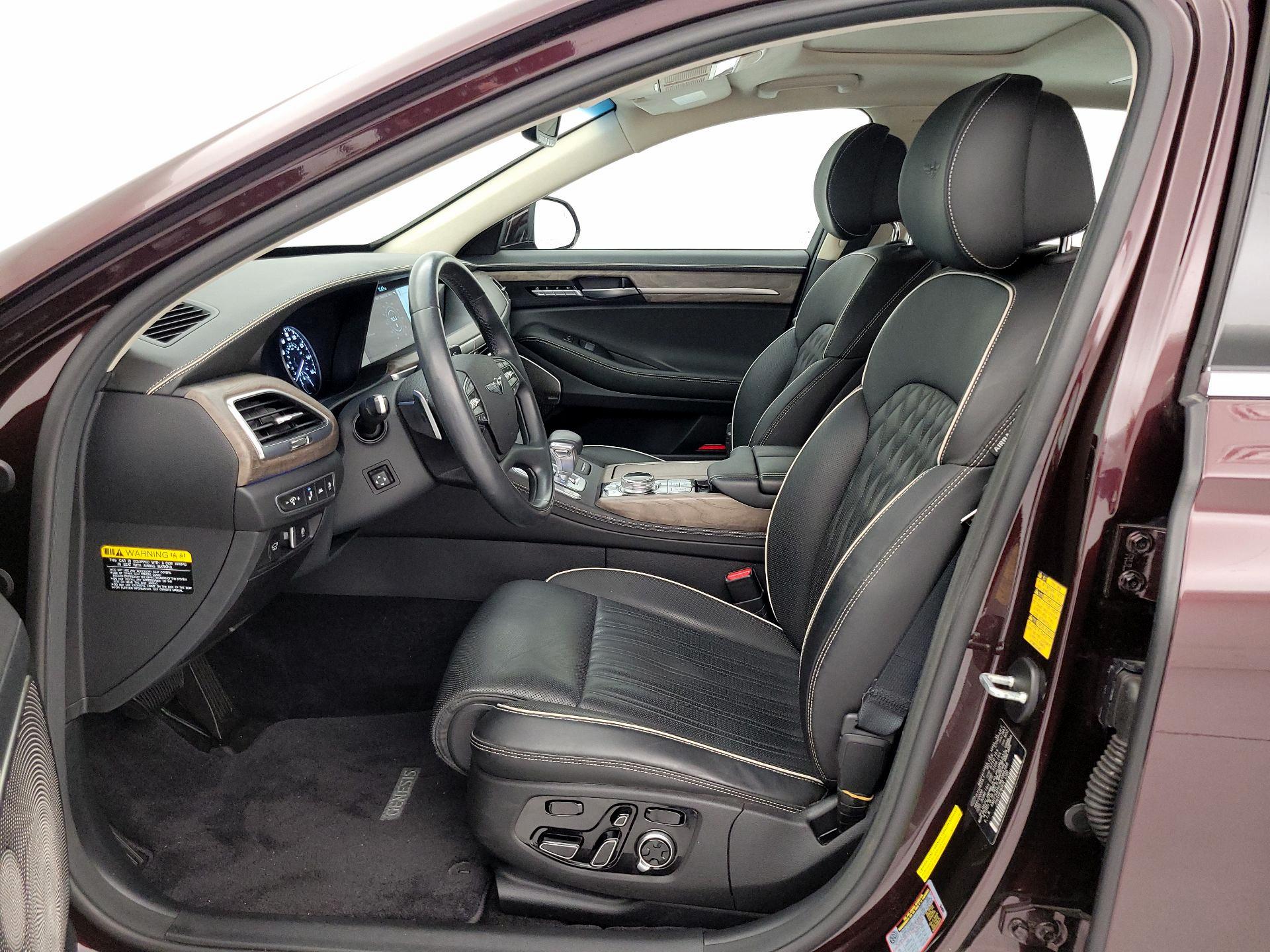 Thumbnail: 2021 Genesis G90 - 11