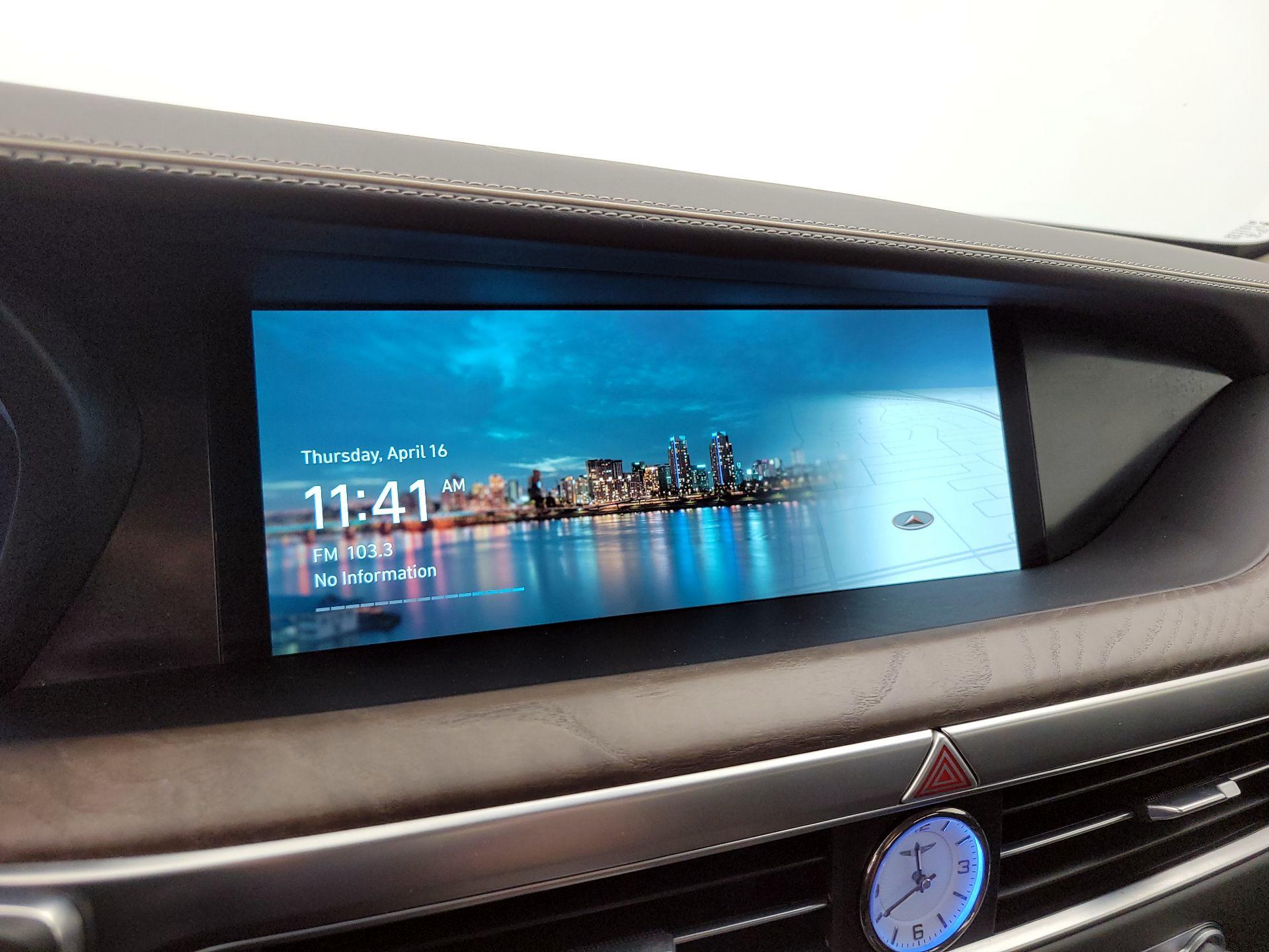 Thumbnail: 2021 Genesis G90 - 16