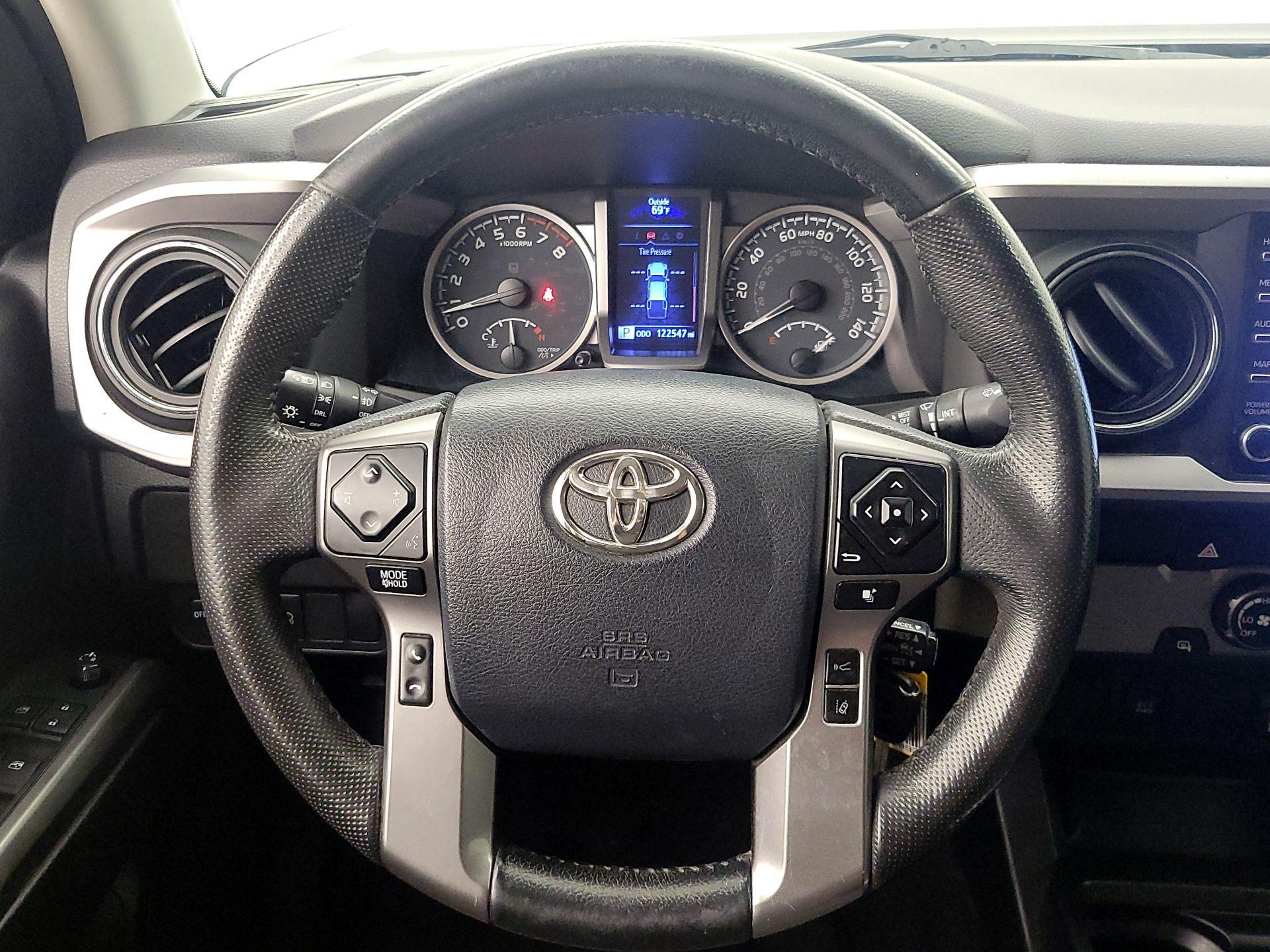 Thumbnail: 2020 Toyota Tacoma - 10