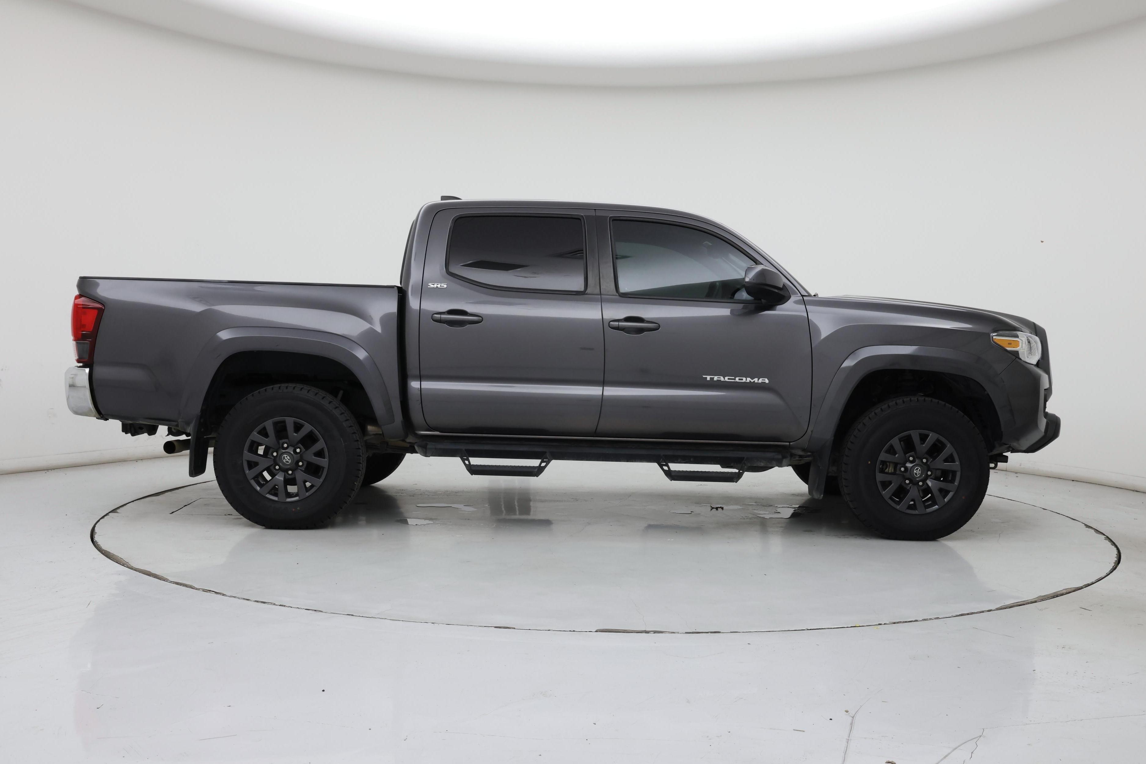 Thumbnail: 2020 Toyota Tacoma - 7