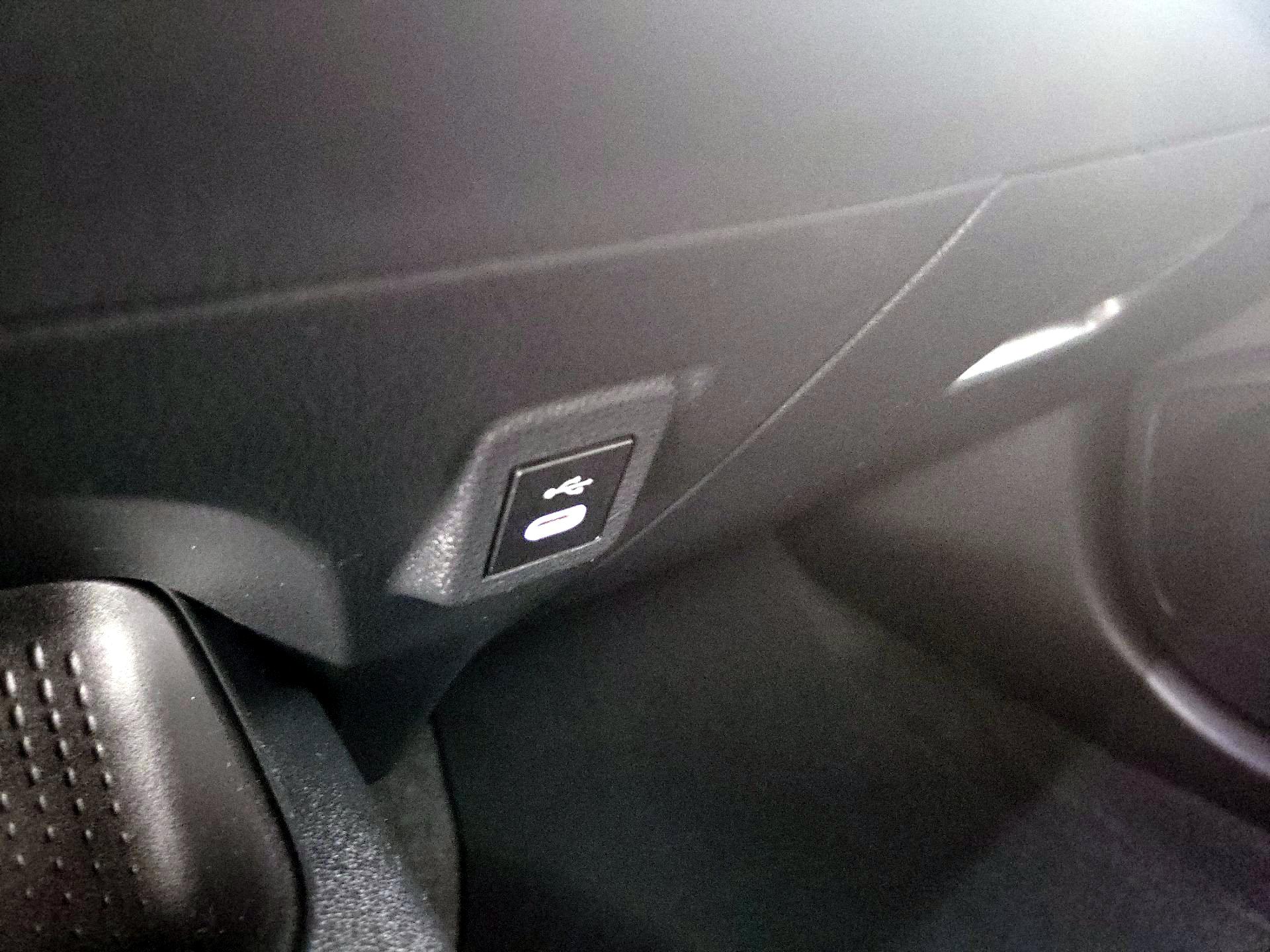 Thumbnail: 2024 Toyota Corolla - 18