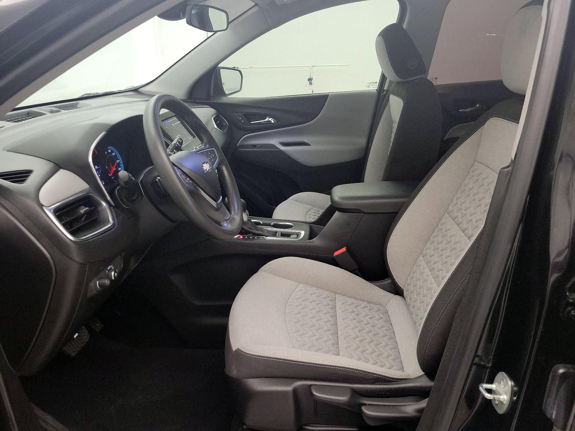 Thumbnail: 2022 Chevrolet Equinox - 11