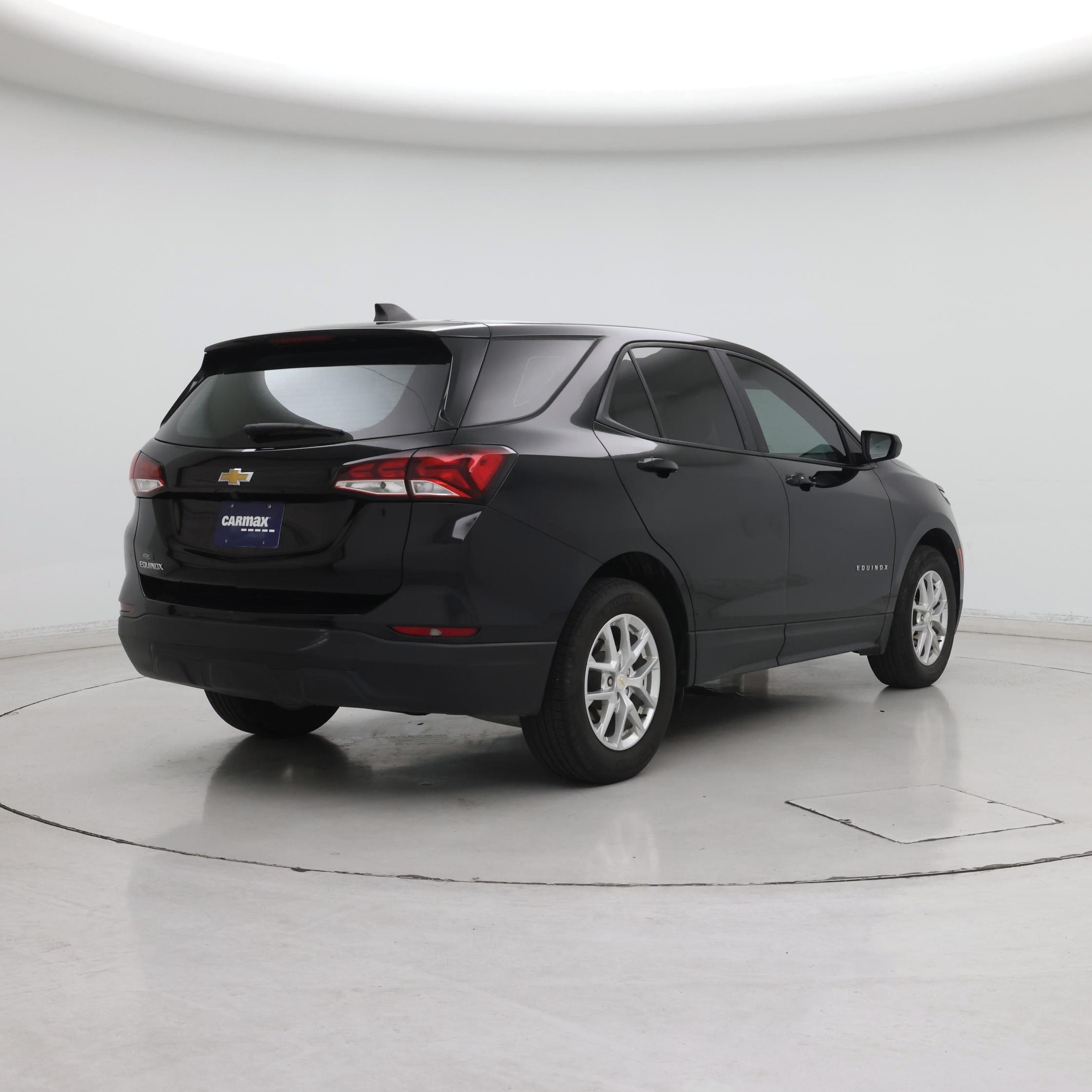 Thumbnail: 2022 Chevrolet Equinox - 8