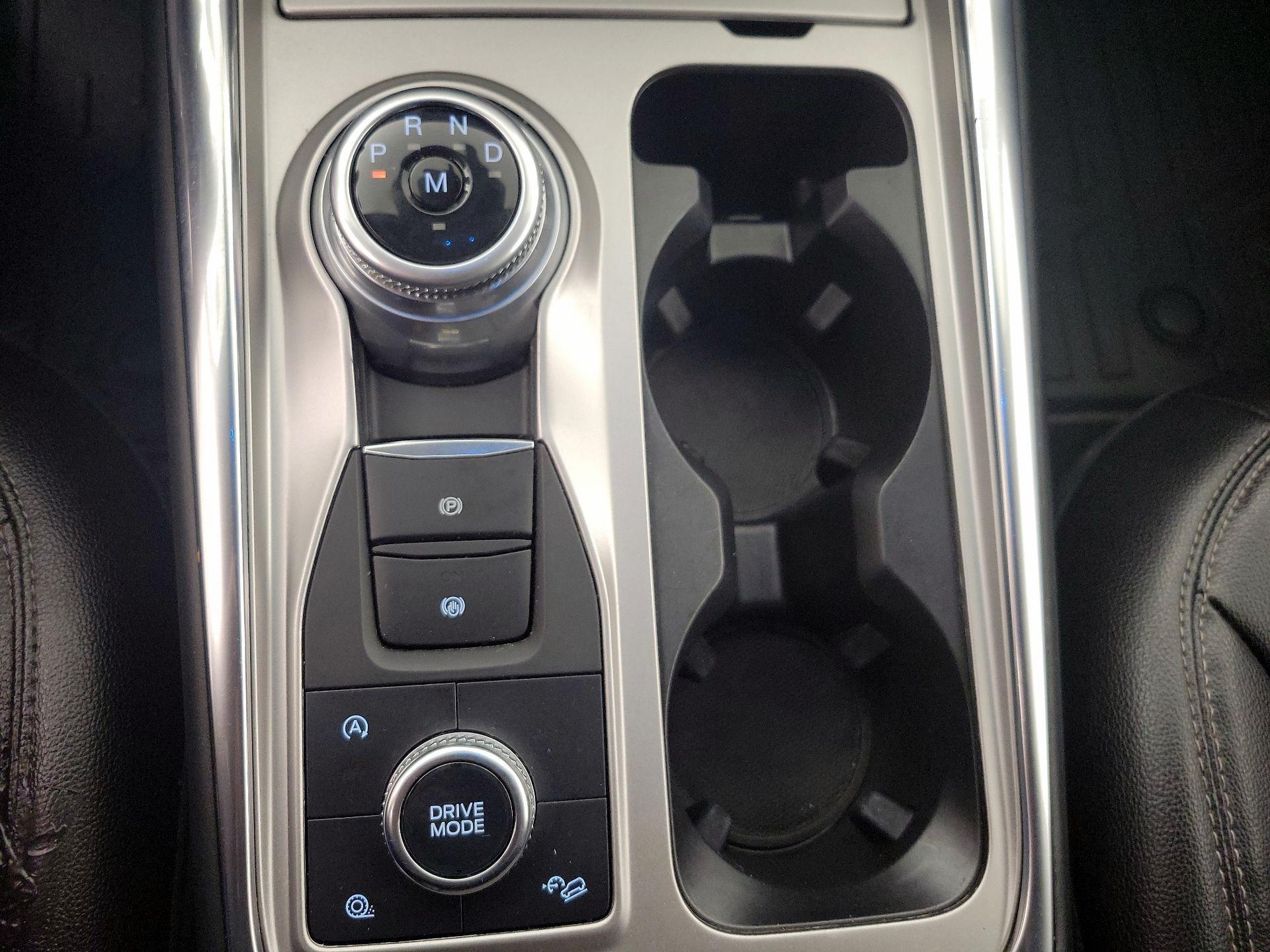 Thumbnail: 2021 Ford Explorer - 18