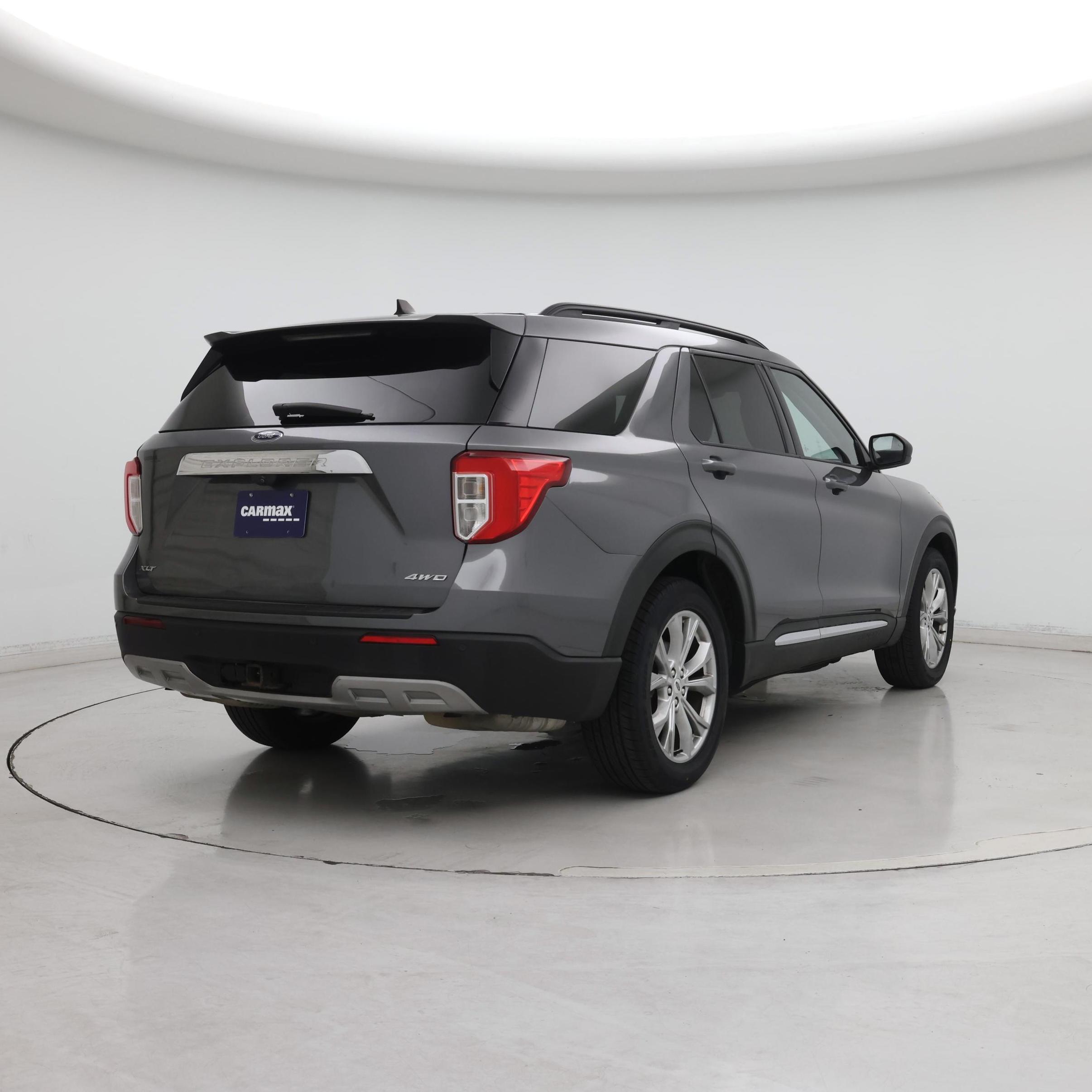 Thumbnail: 2021 Ford Explorer - 8