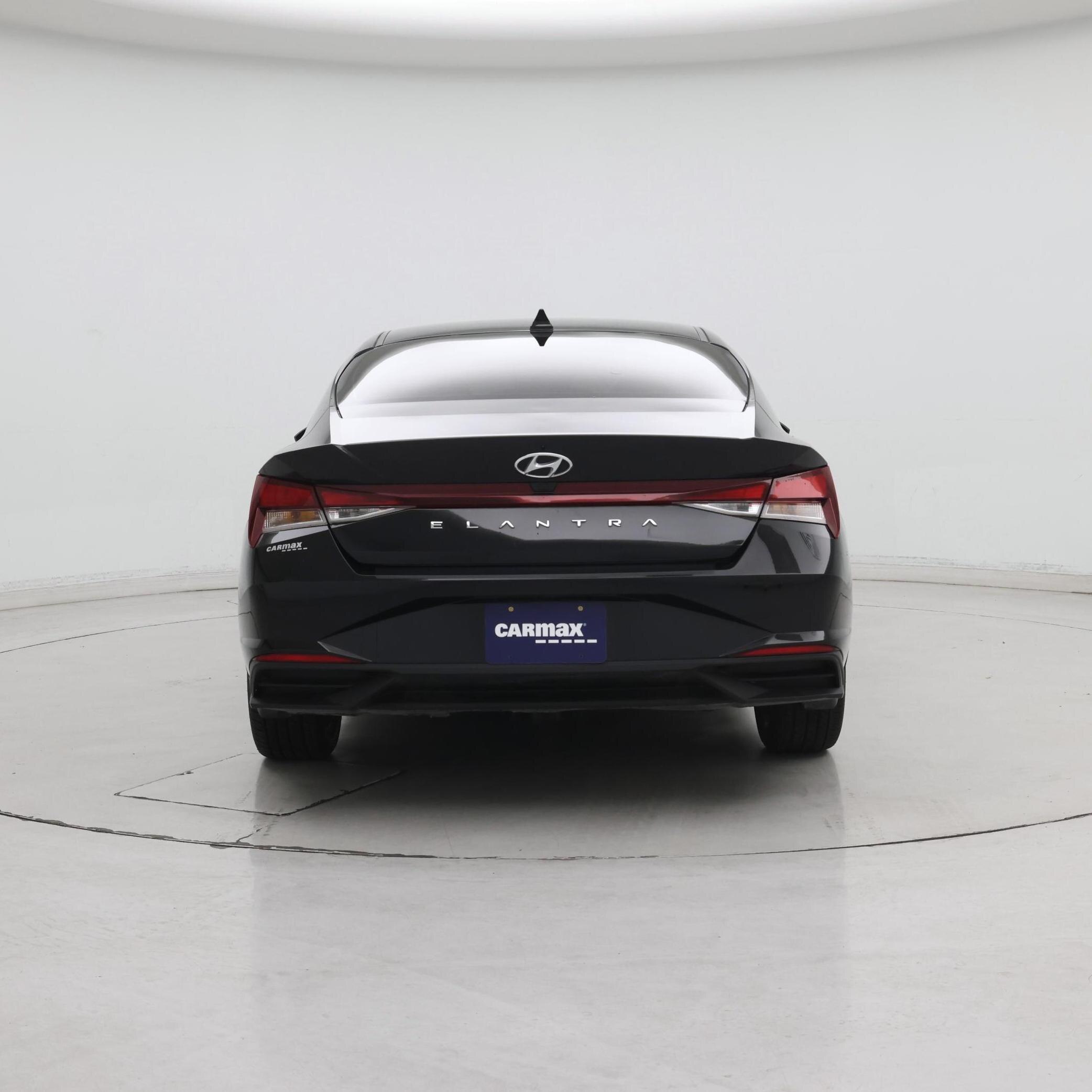 Thumbnail: 2023 Hyundai Elantra - 6