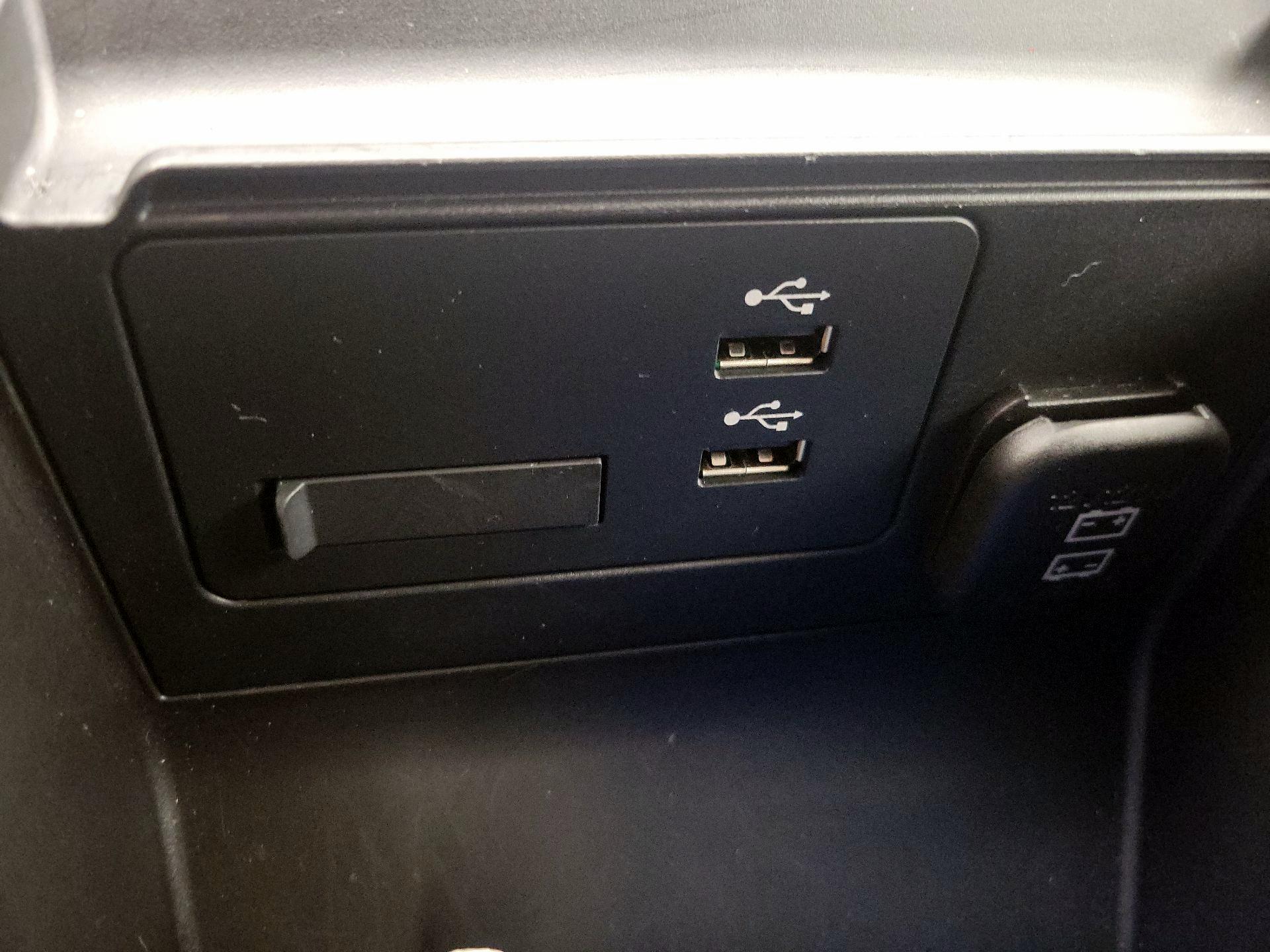 Thumbnail: 2023 Mazda Mazda3 - 19