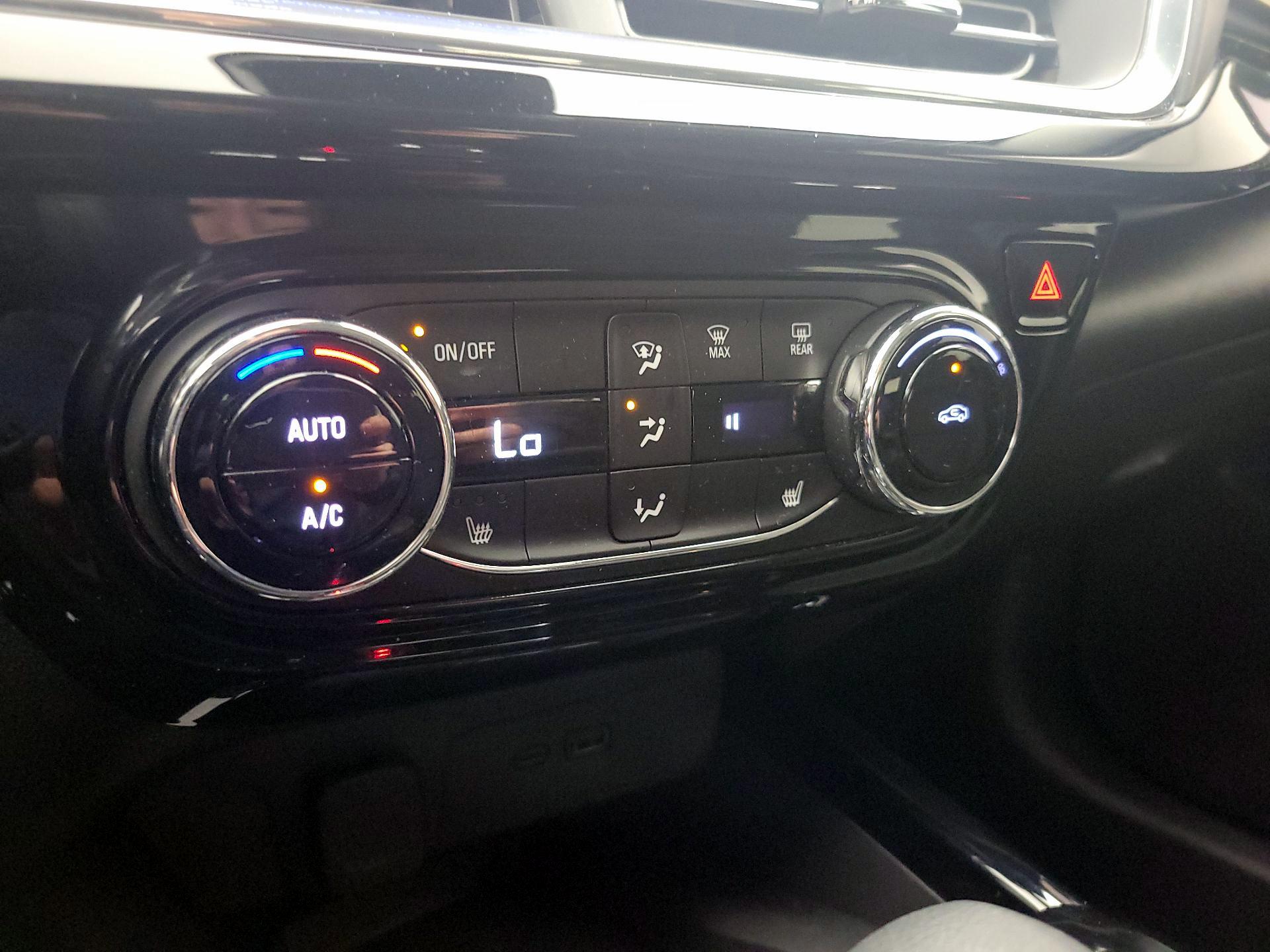 Thumbnail: 2025 Chevrolet Trax - 16