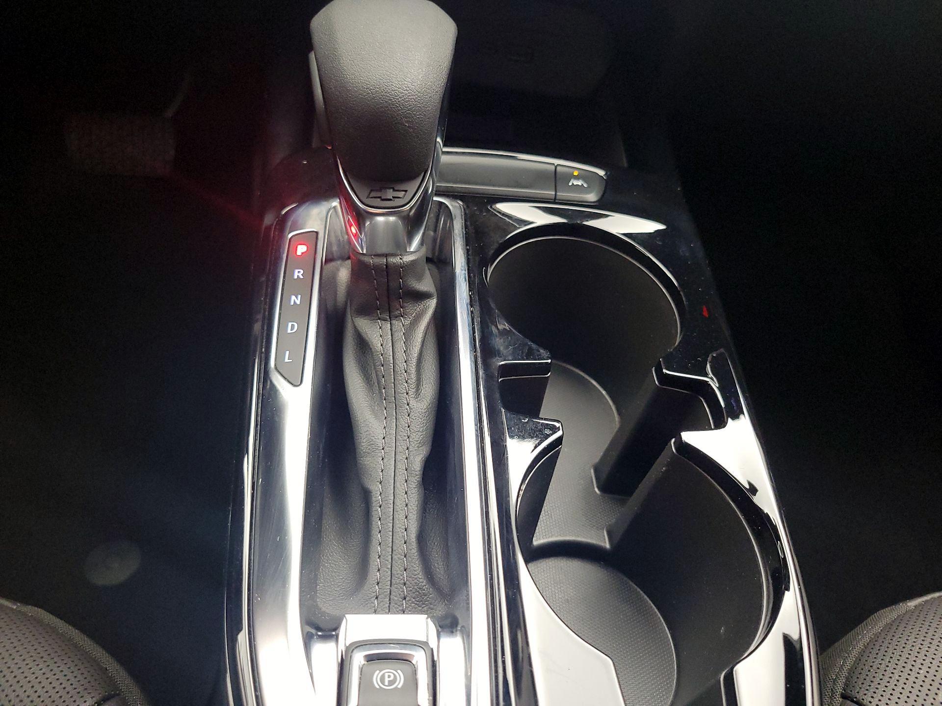 Thumbnail: 2025 Chevrolet Trax - 17