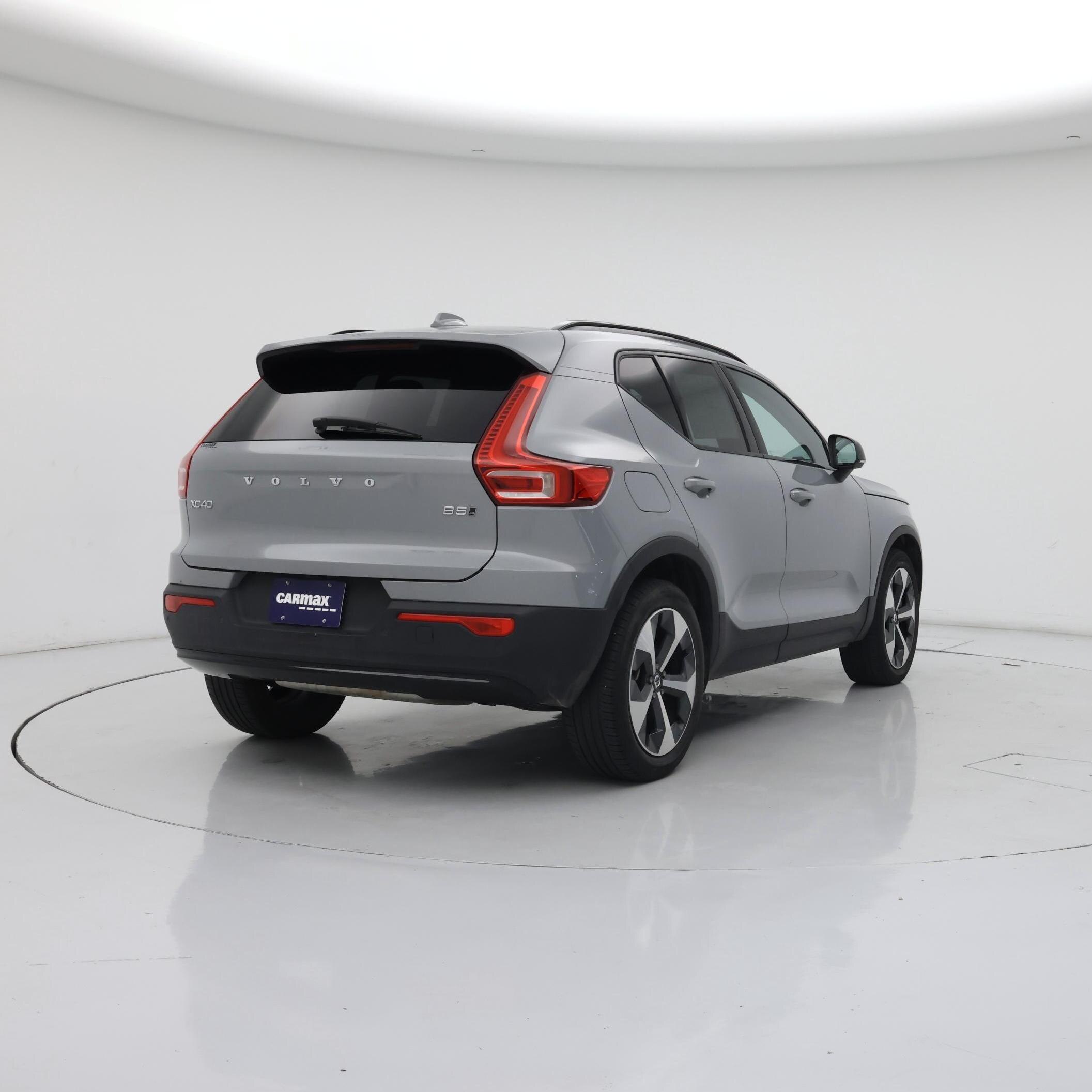 Thumbnail: 2024 Volvo XC40 - 8