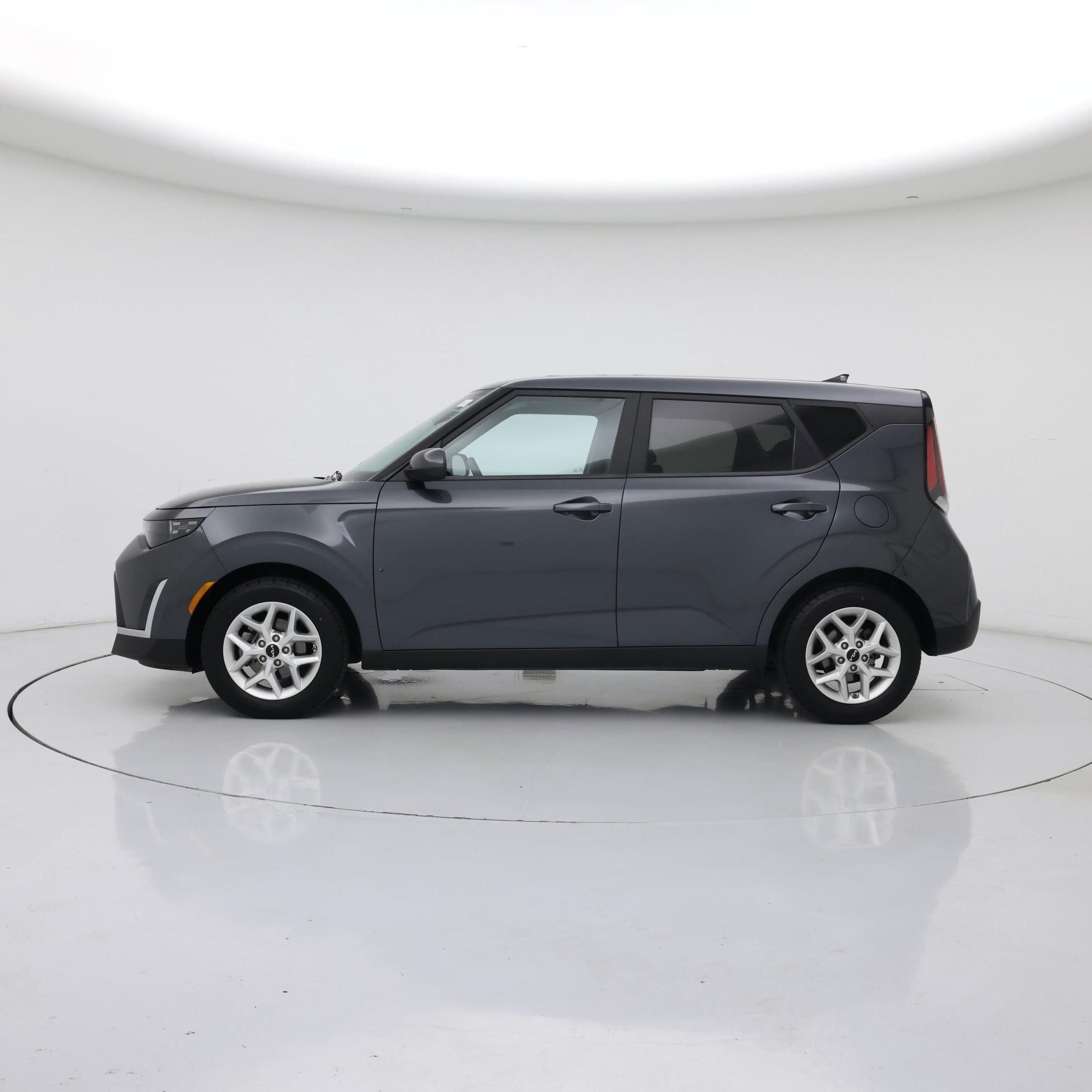 Thumbnail: 2023 Kia Soul - 3