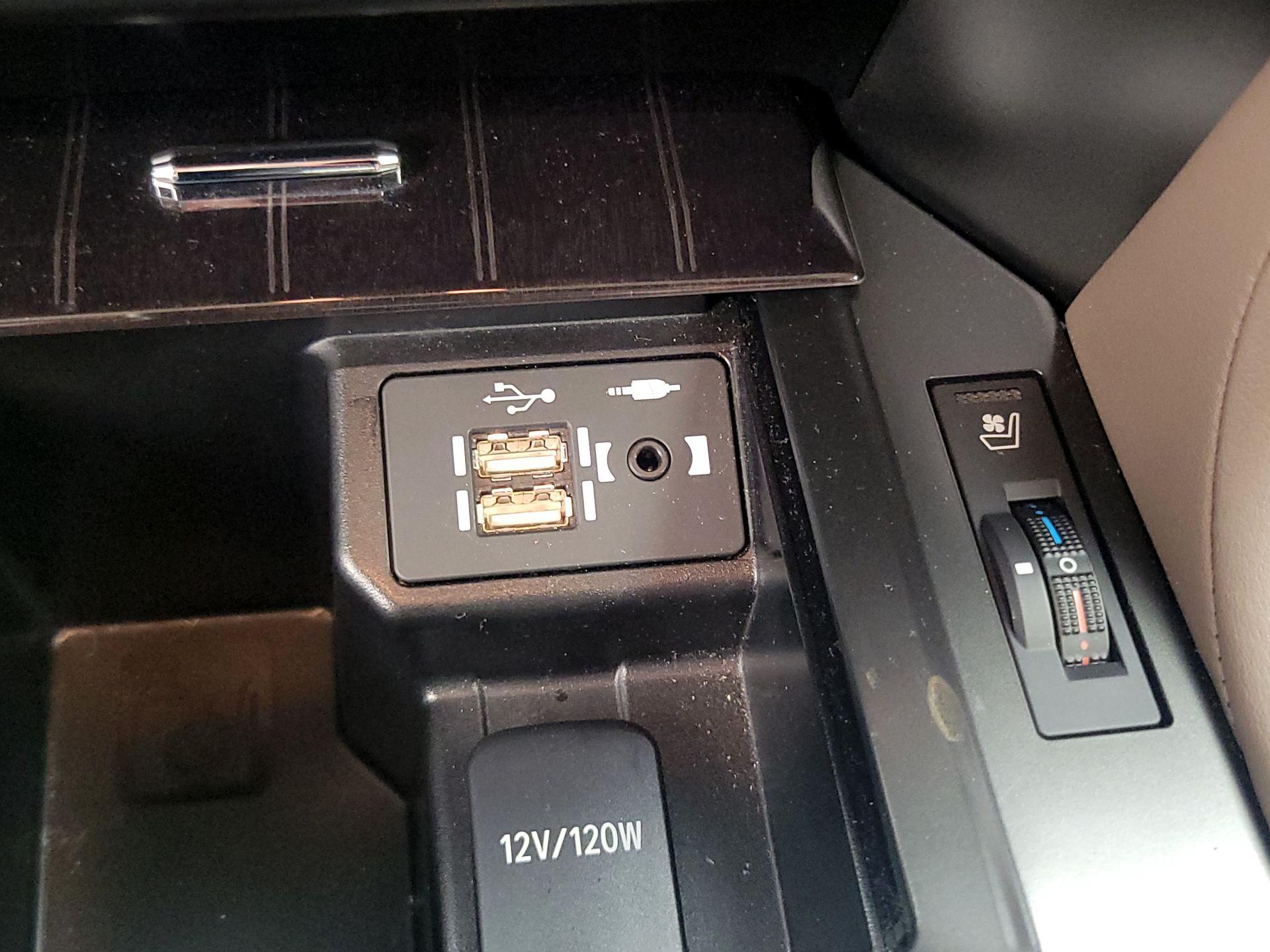 Thumbnail: 2023 Lexus GX - 19