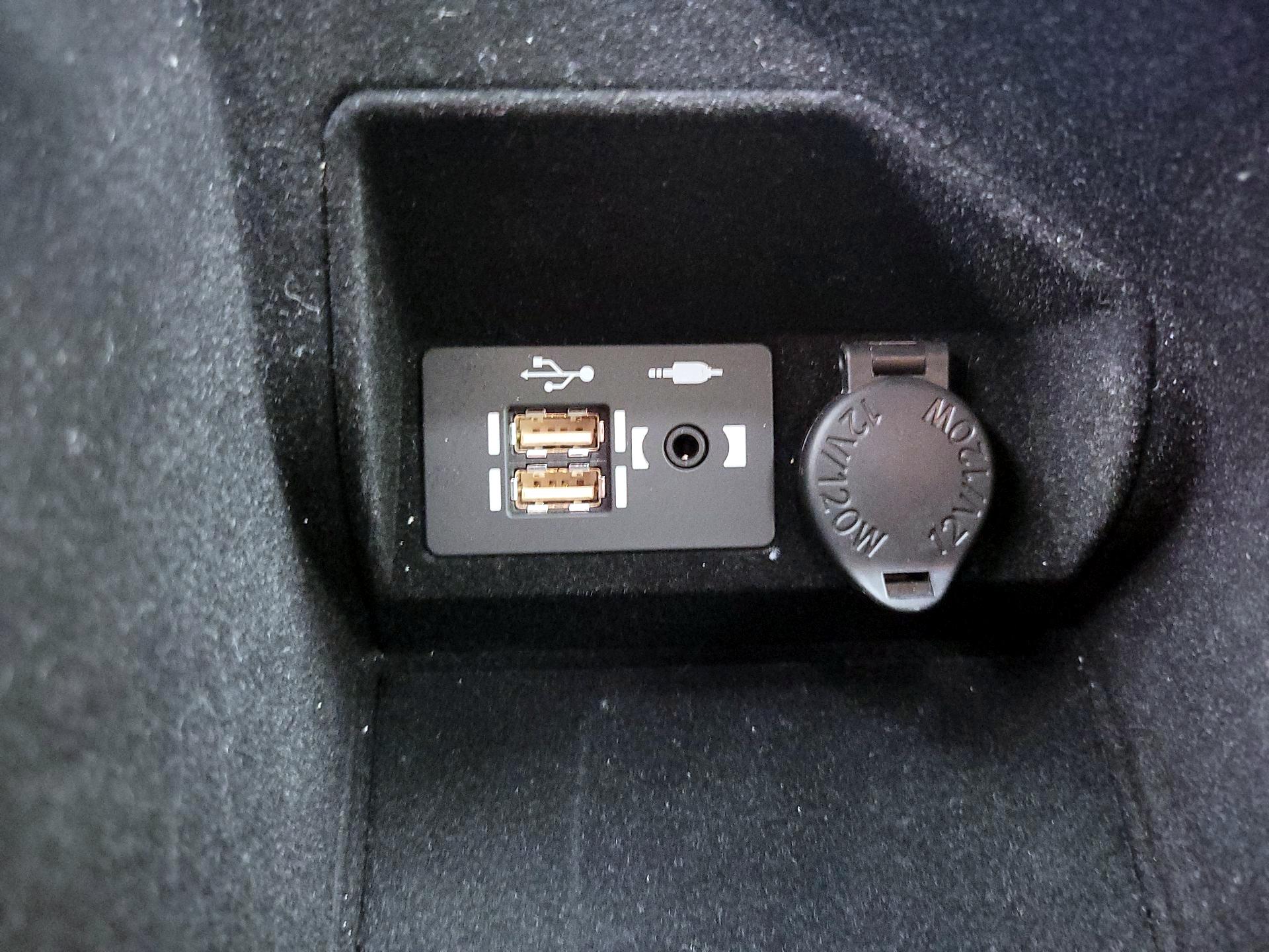 Thumbnail: 2024 Lexus IS - 19