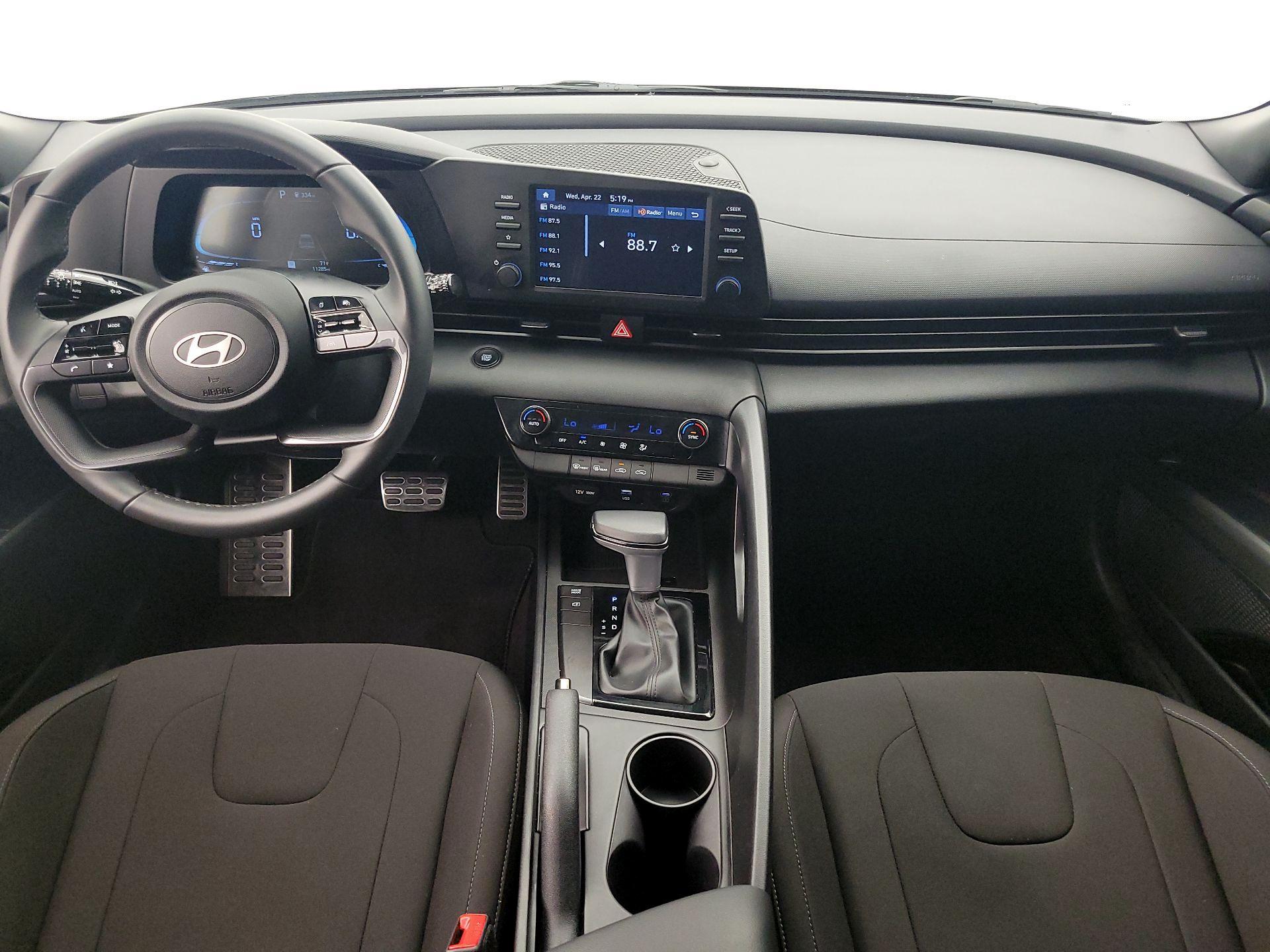 Thumbnail: 2025 Hyundai Elantra - 9