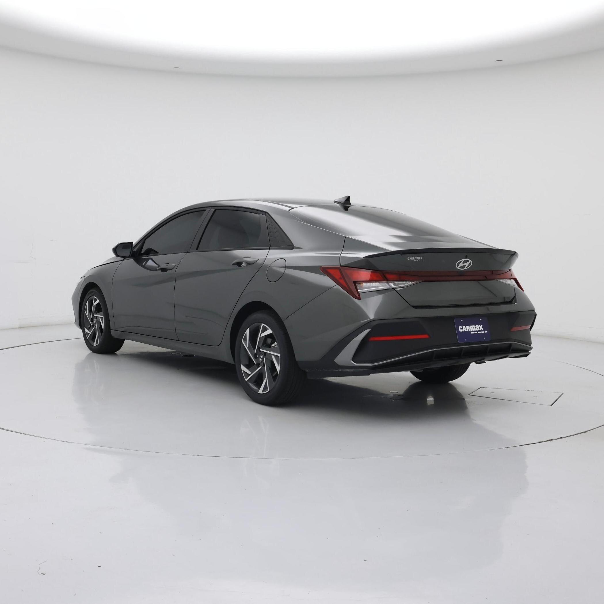 Thumbnail: 2025 Hyundai Elantra - 2
