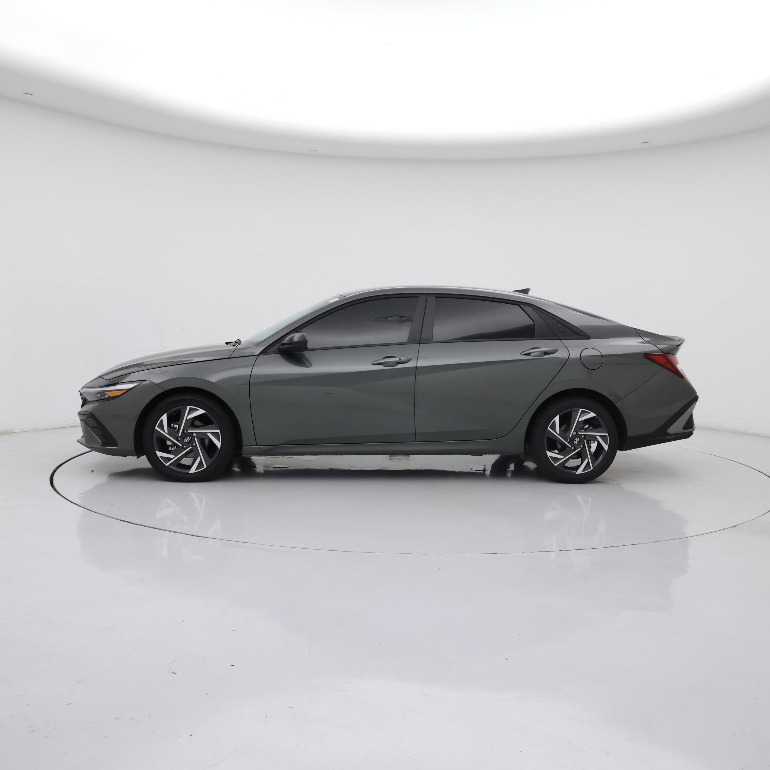 Thumbnail: 2025 Hyundai Elantra - 3