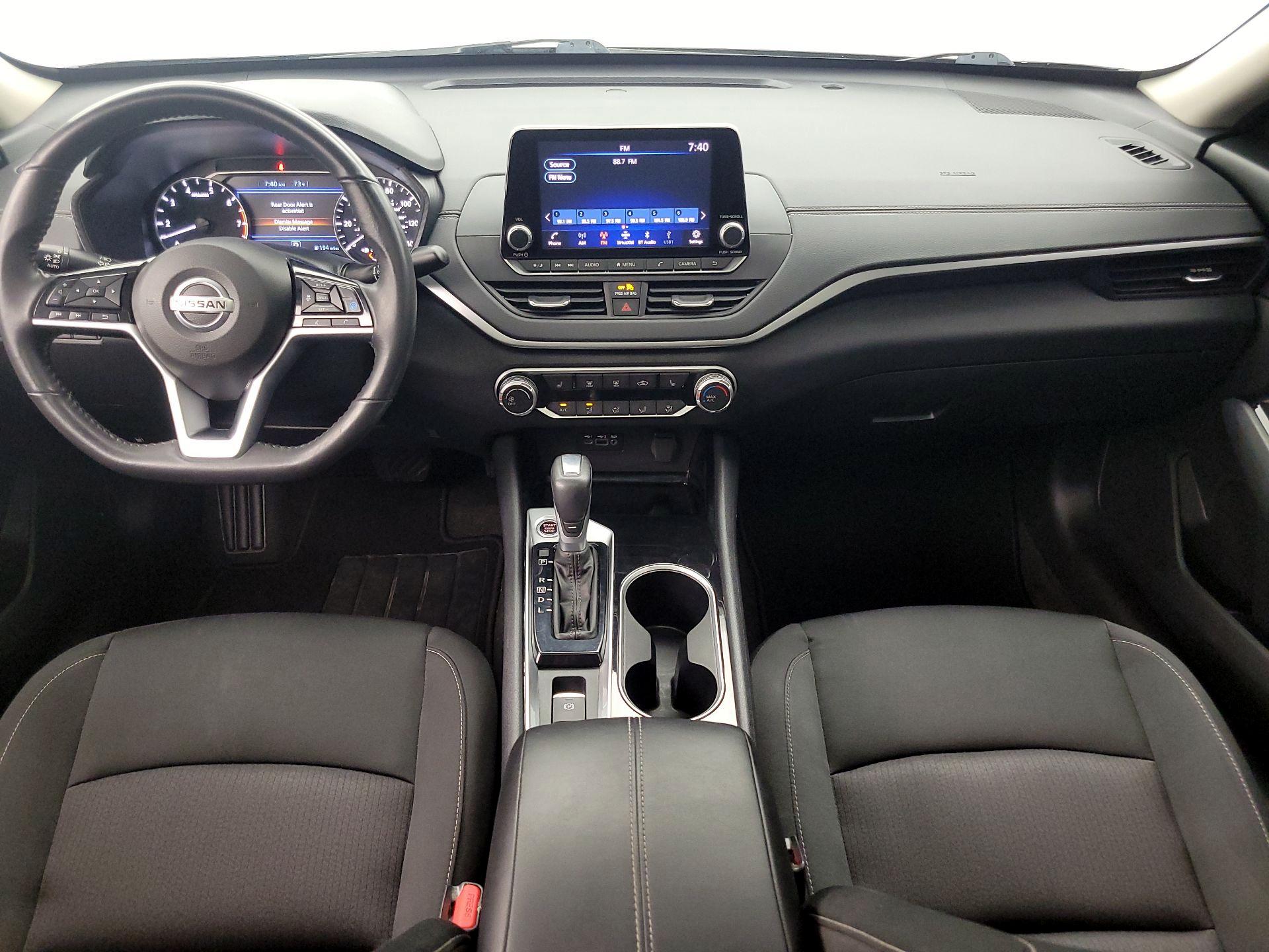 Thumbnail: 2022 Nissan Altima - 9