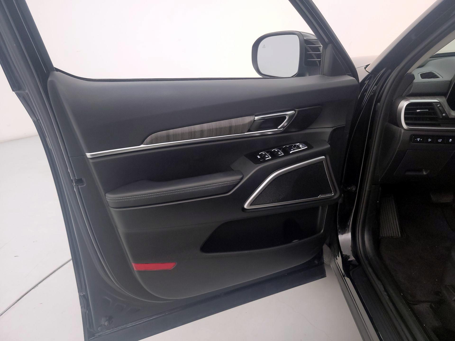 Thumbnail: 2024 Kia Telluride - 12