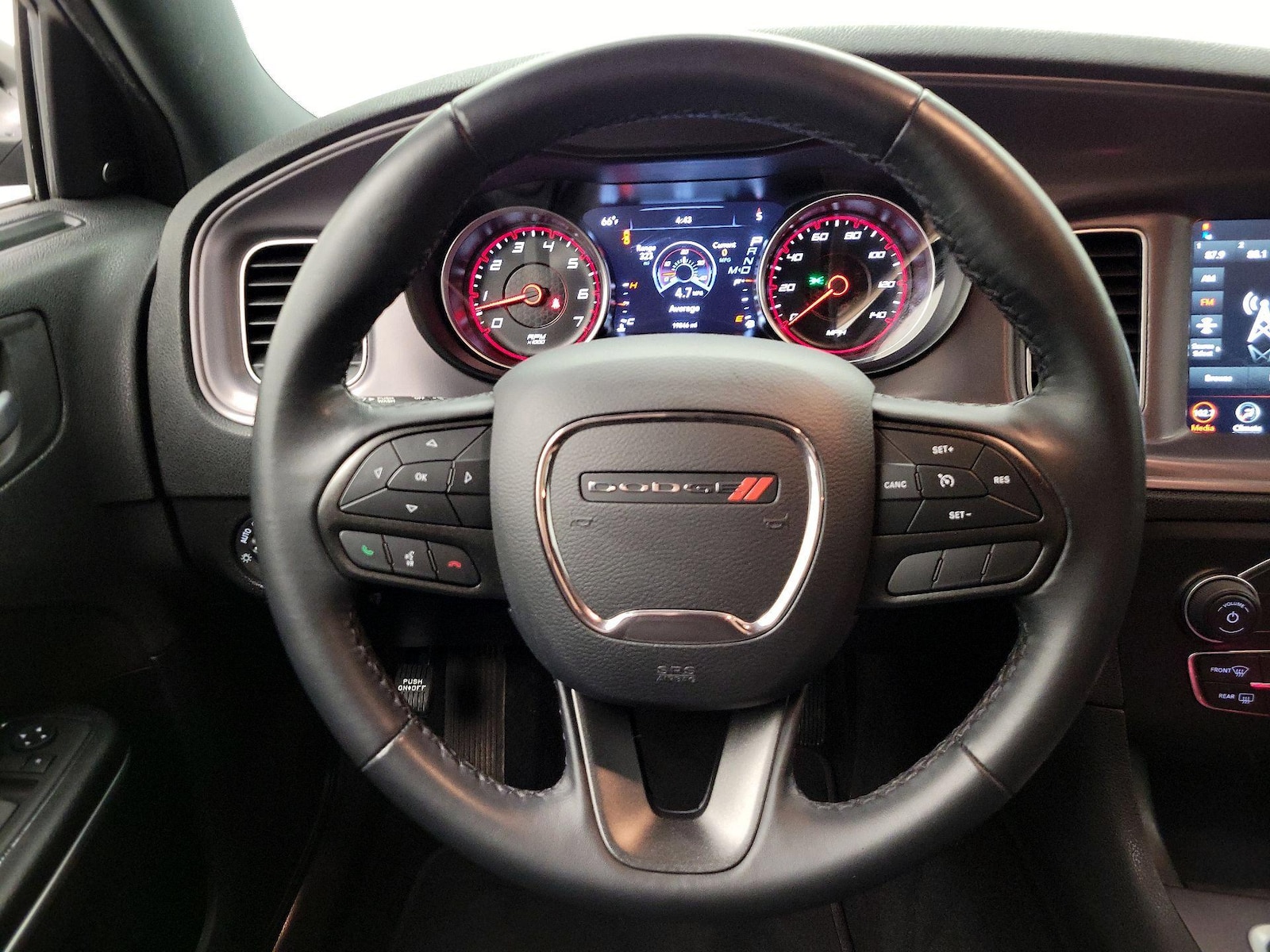 2023 Dodge Charger SXT - Photo 11
