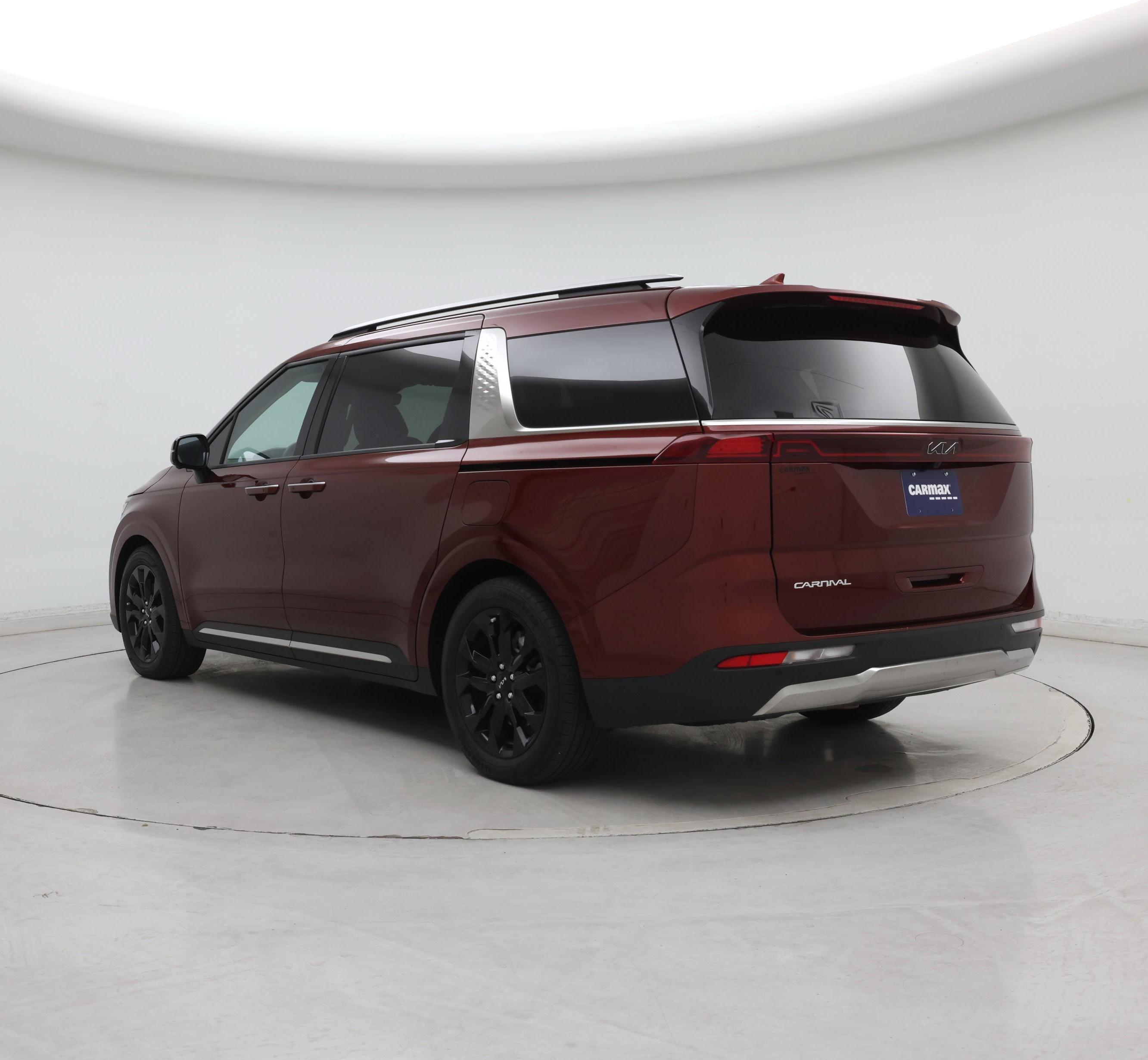 Thumbnail: 2023 Kia Carnival - 2