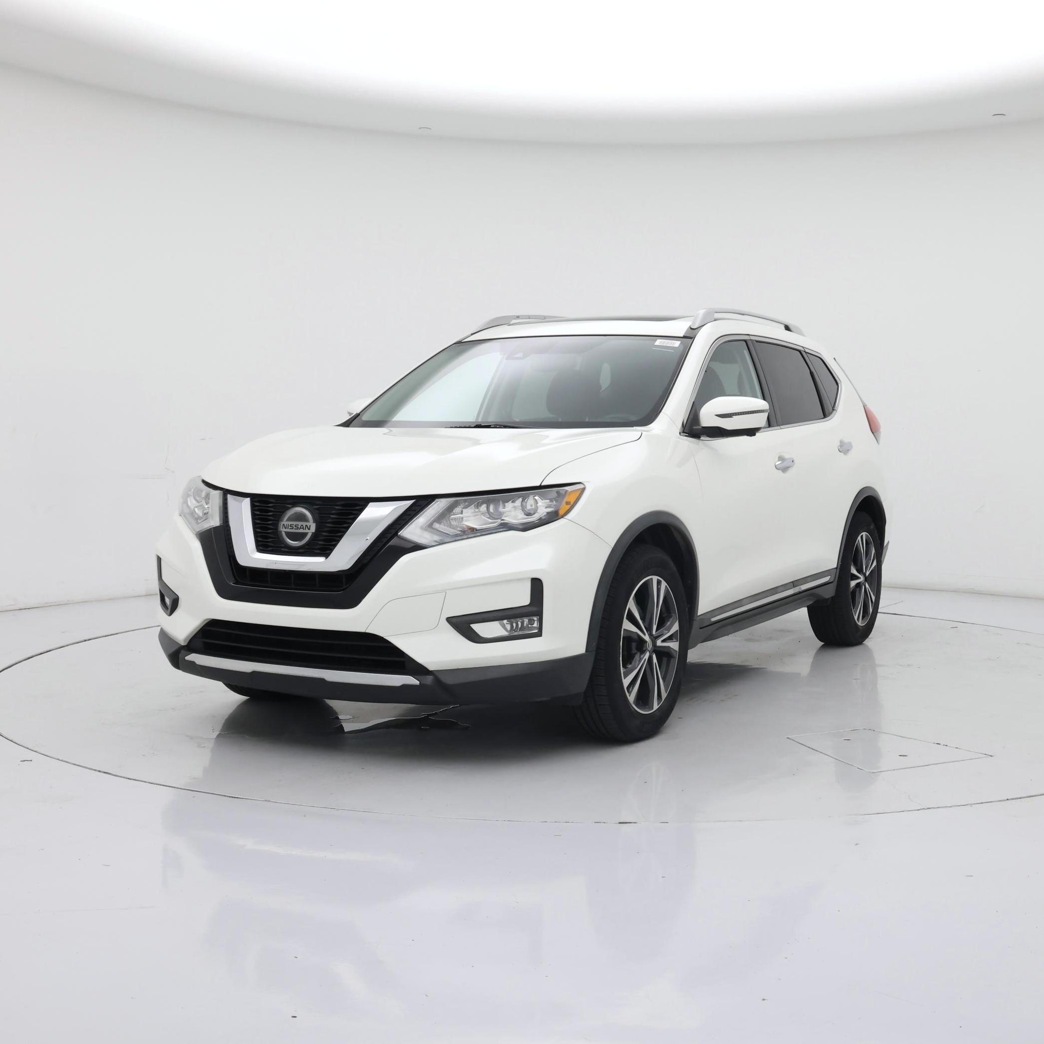 Thumbnail: 2018 Nissan Rogue - 4