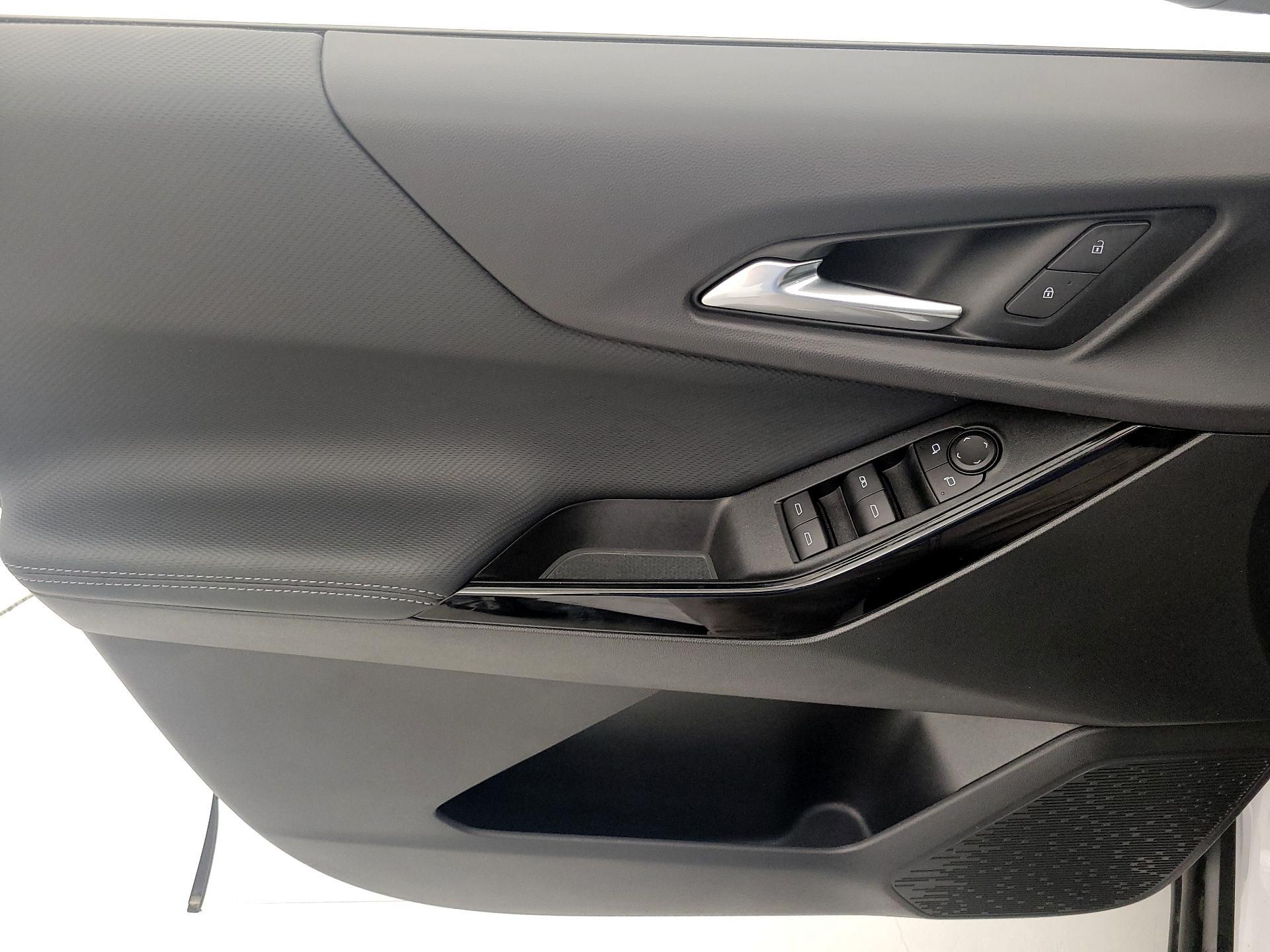 Thumbnail: 2026 Chevrolet Equinox - 12
