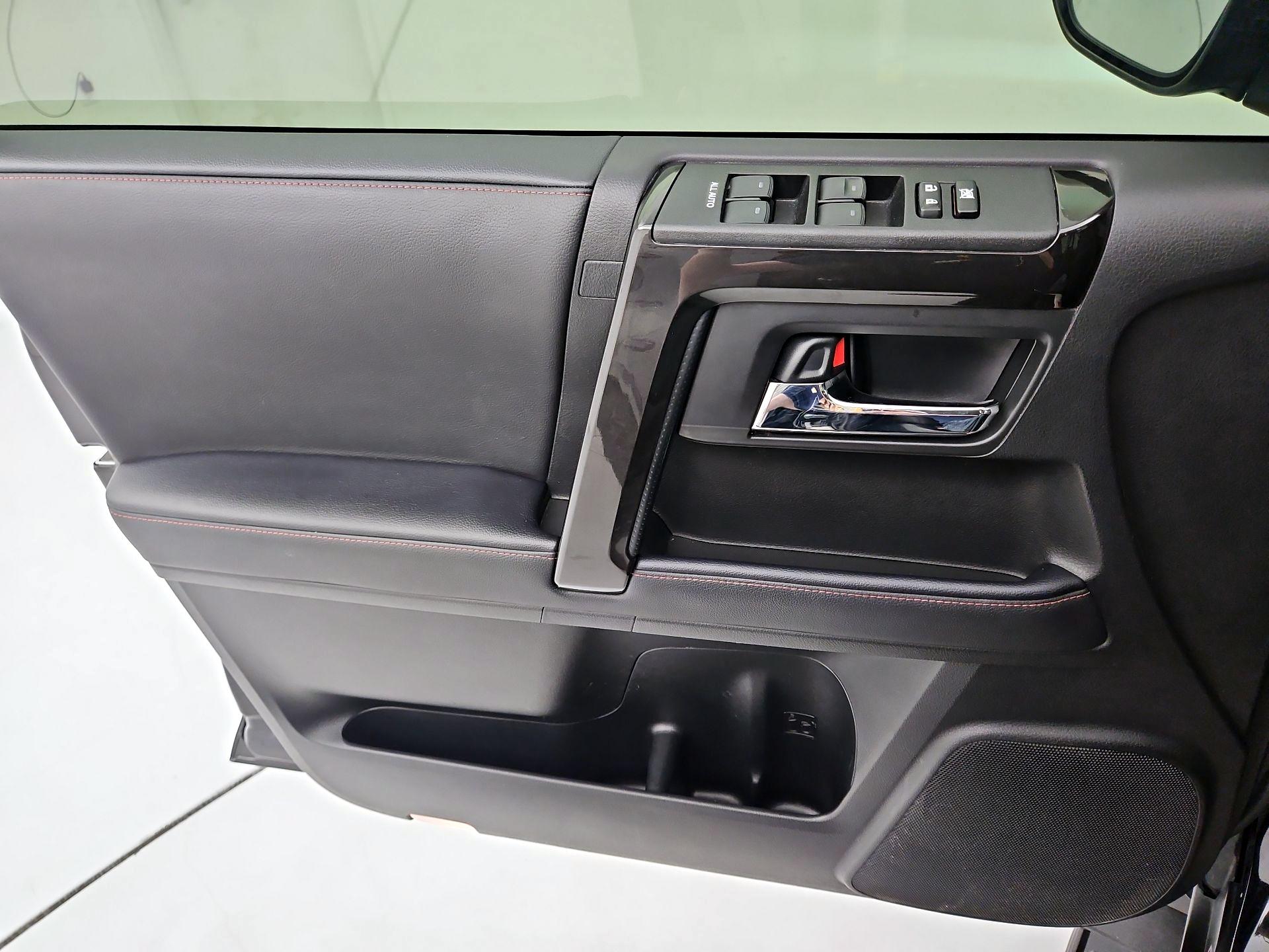 Thumbnail: 2023 Toyota 4Runner - 12
