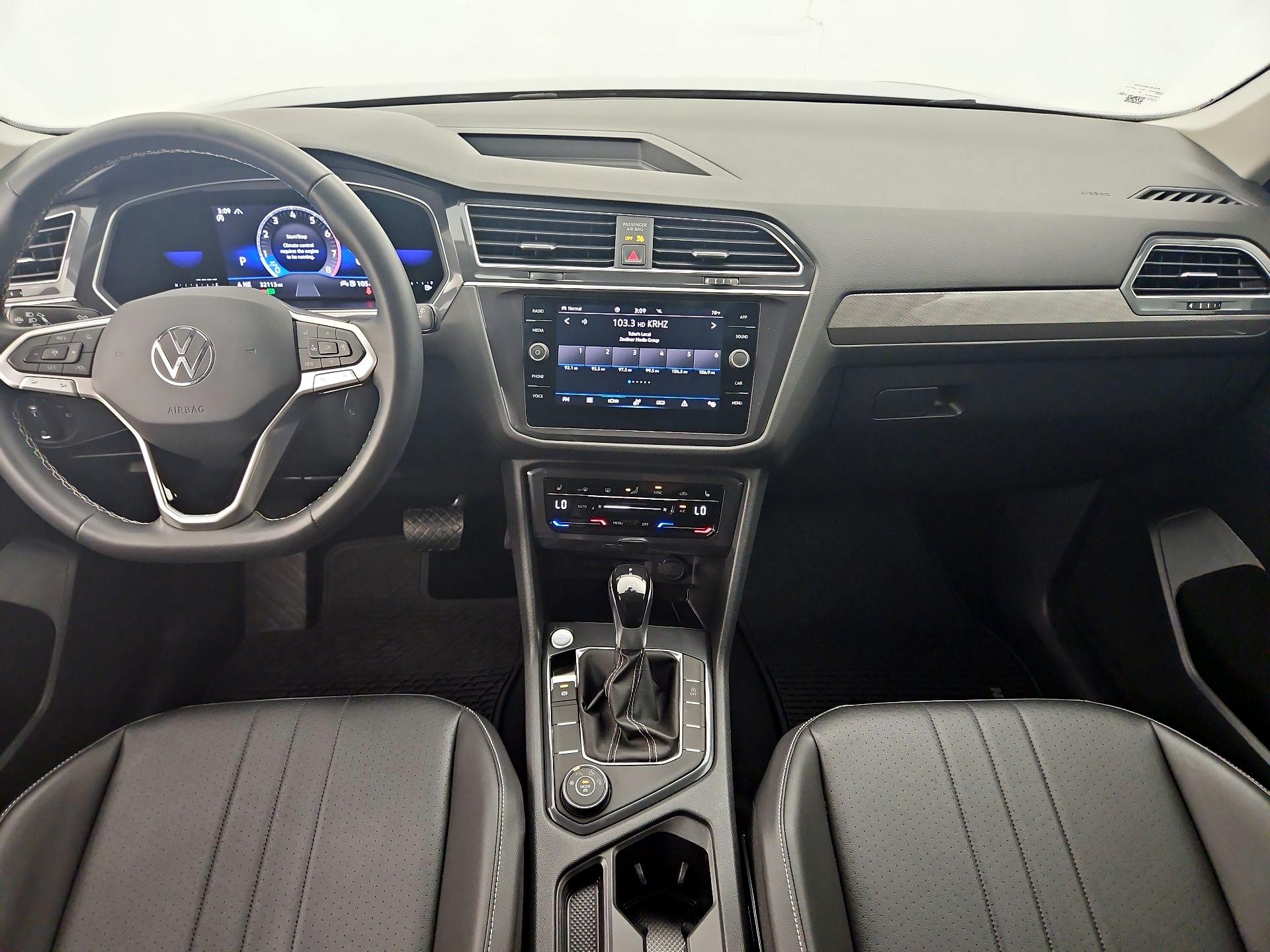 Thumbnail: 2022 Volkswagen Tiguan - 9
