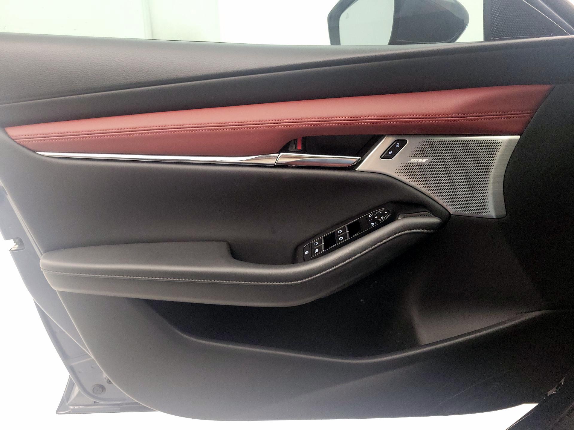 Thumbnail: 2025 Mazda Mazda3 - 12