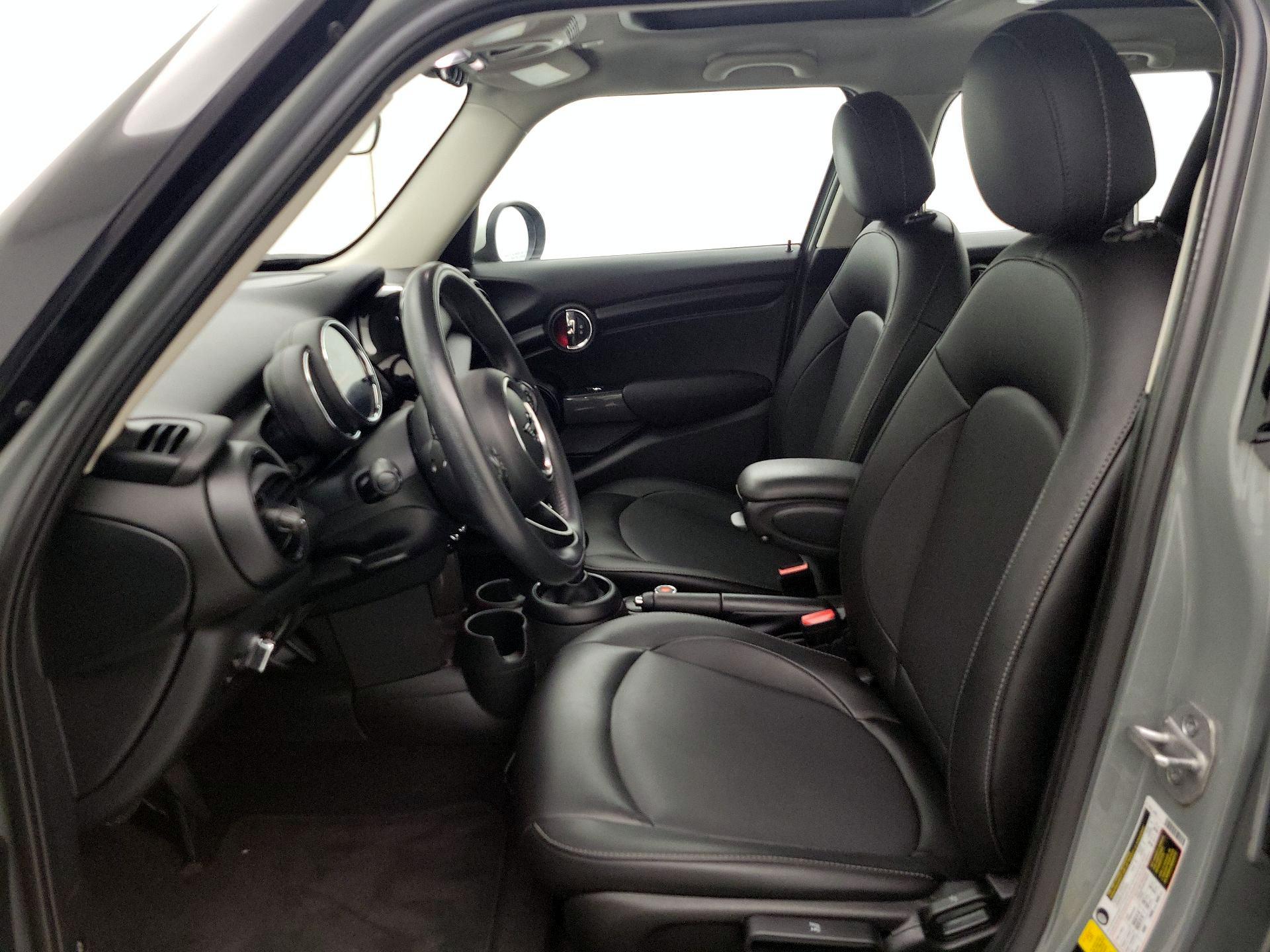 Thumbnail: 2020 MINI Cooper Hardtop - 11