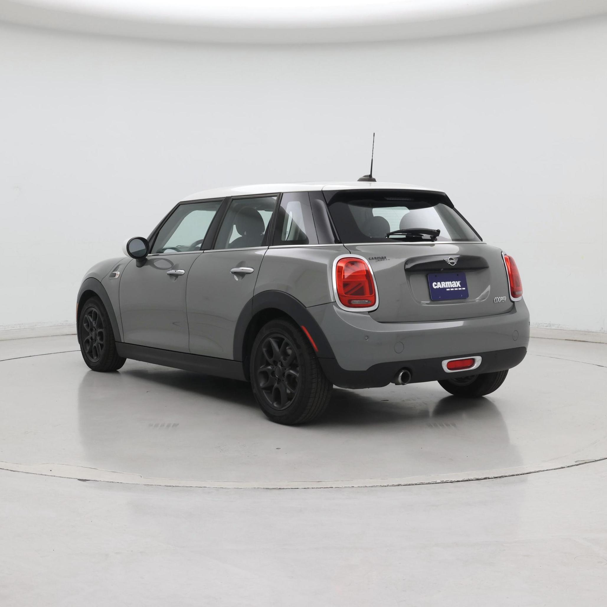 Thumbnail: 2020 MINI Cooper Hardtop - 2