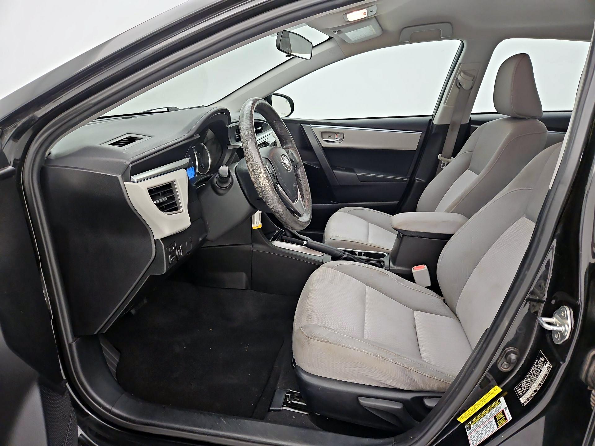 Thumbnail: 2015 Toyota Corolla - 11