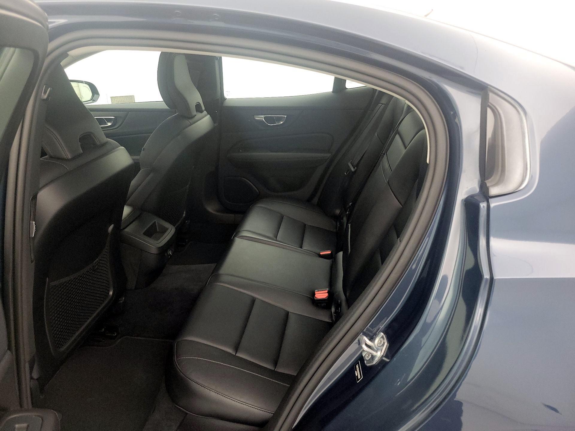 Thumbnail: 2019 Volvo S60 - 20