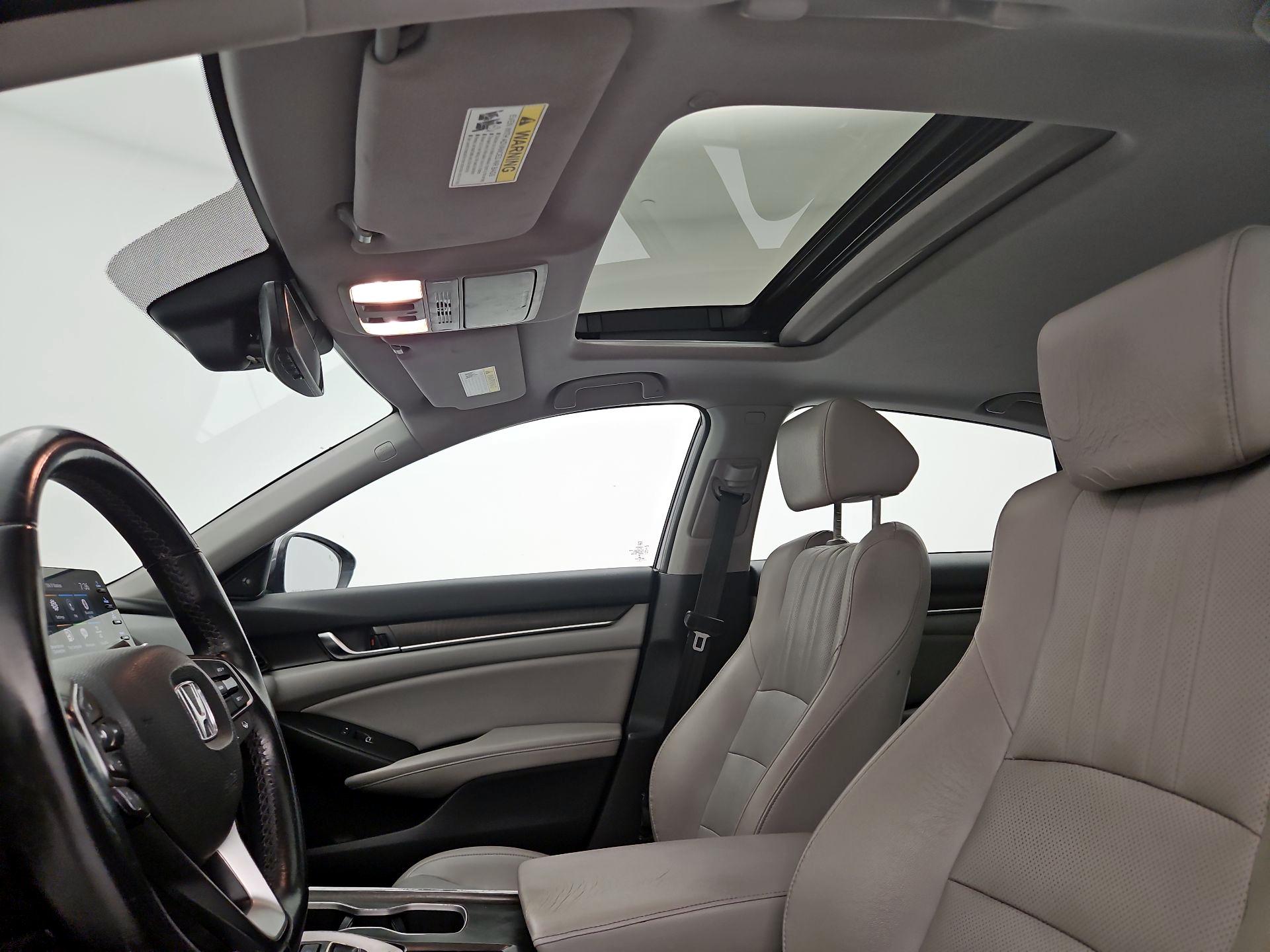Thumbnail: 2018 Honda Accord - 19