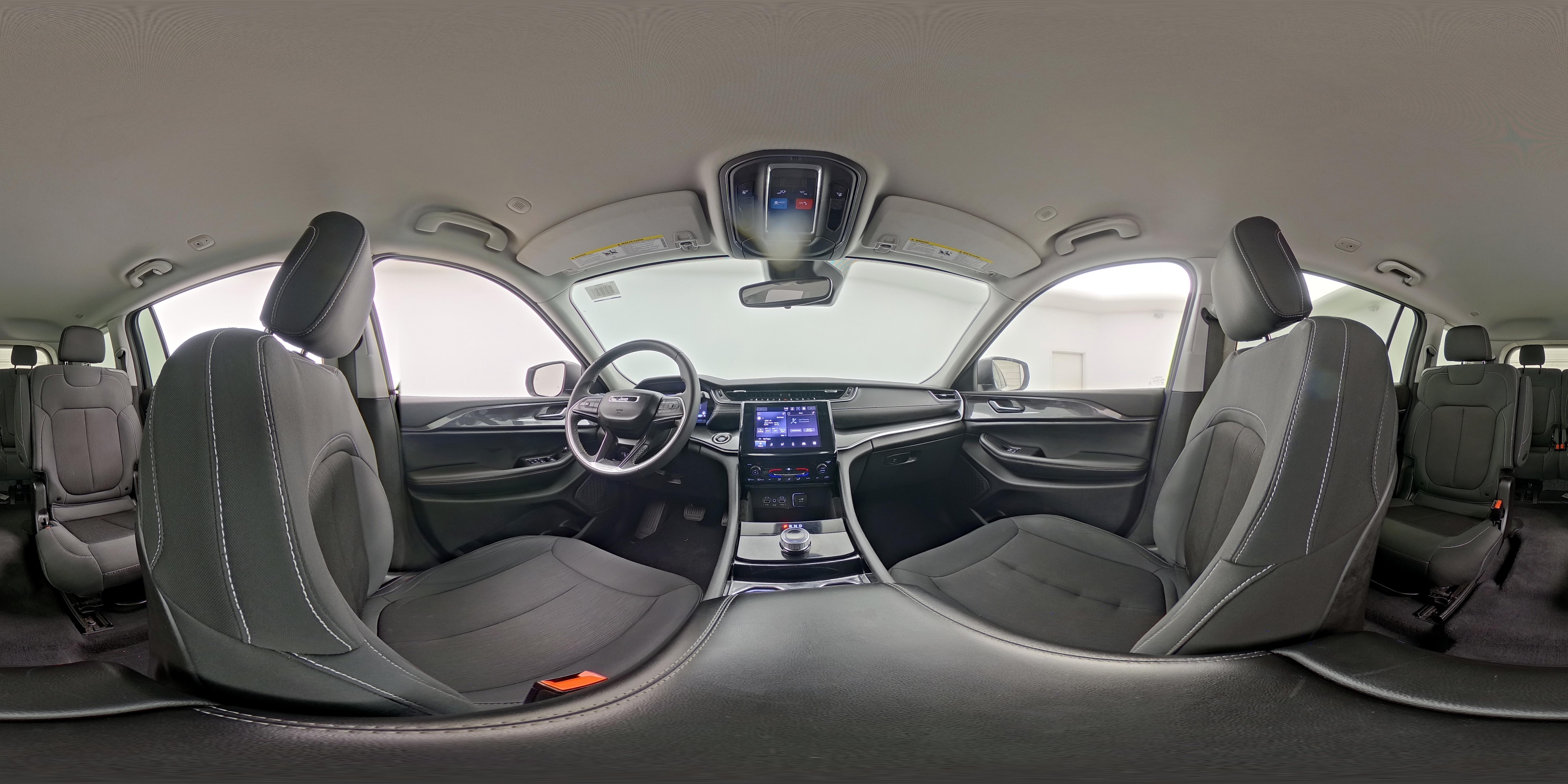 2023 Jeep Grand Cherokee L Laredo - Photo 26