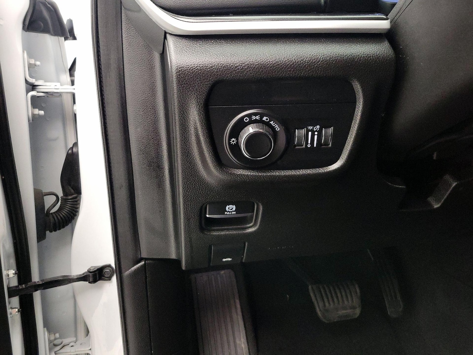 2023 Jeep Grand Cherokee L Laredo - Photo 14