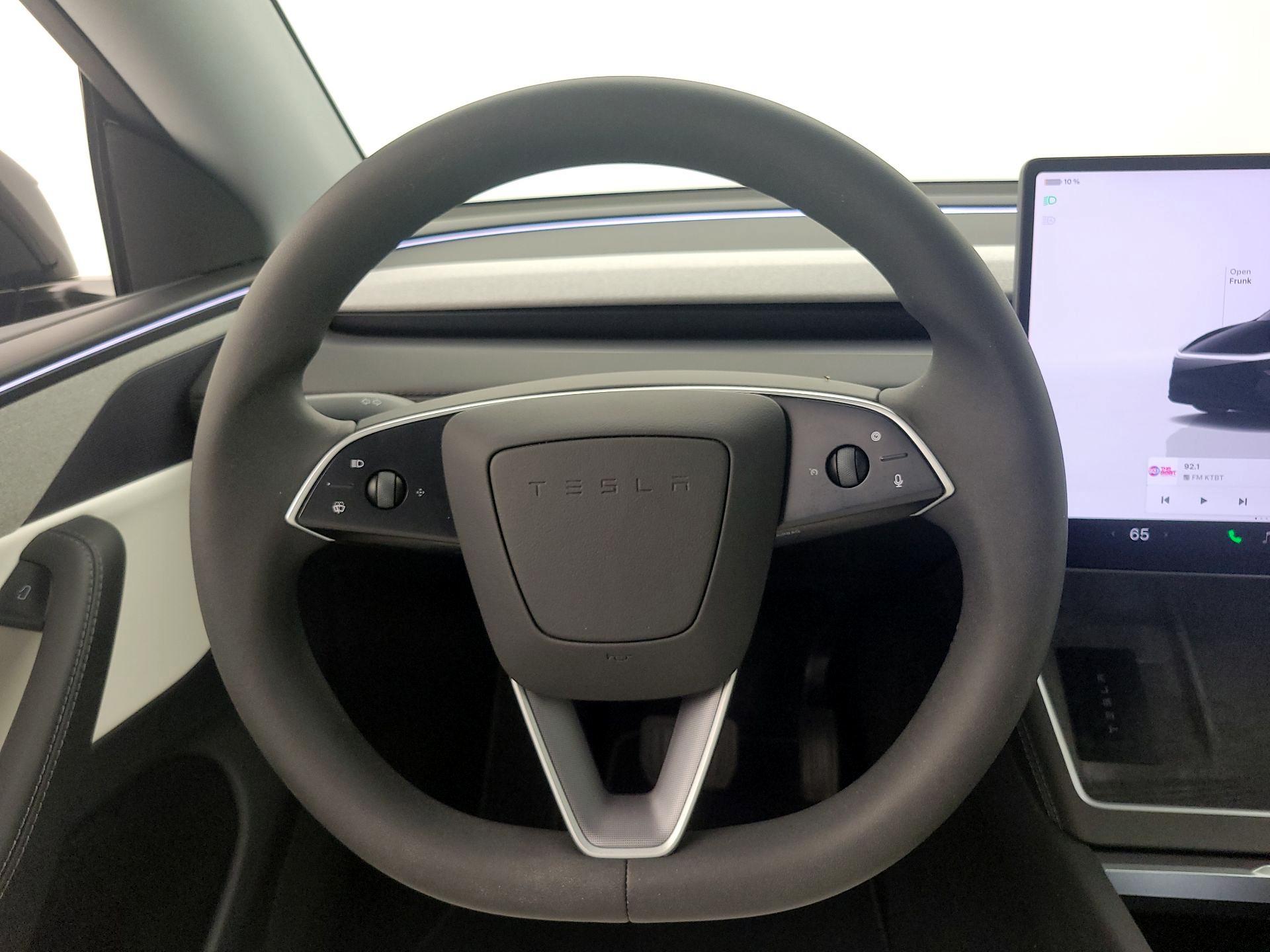 Thumbnail: 2026 Tesla Model Y - 10