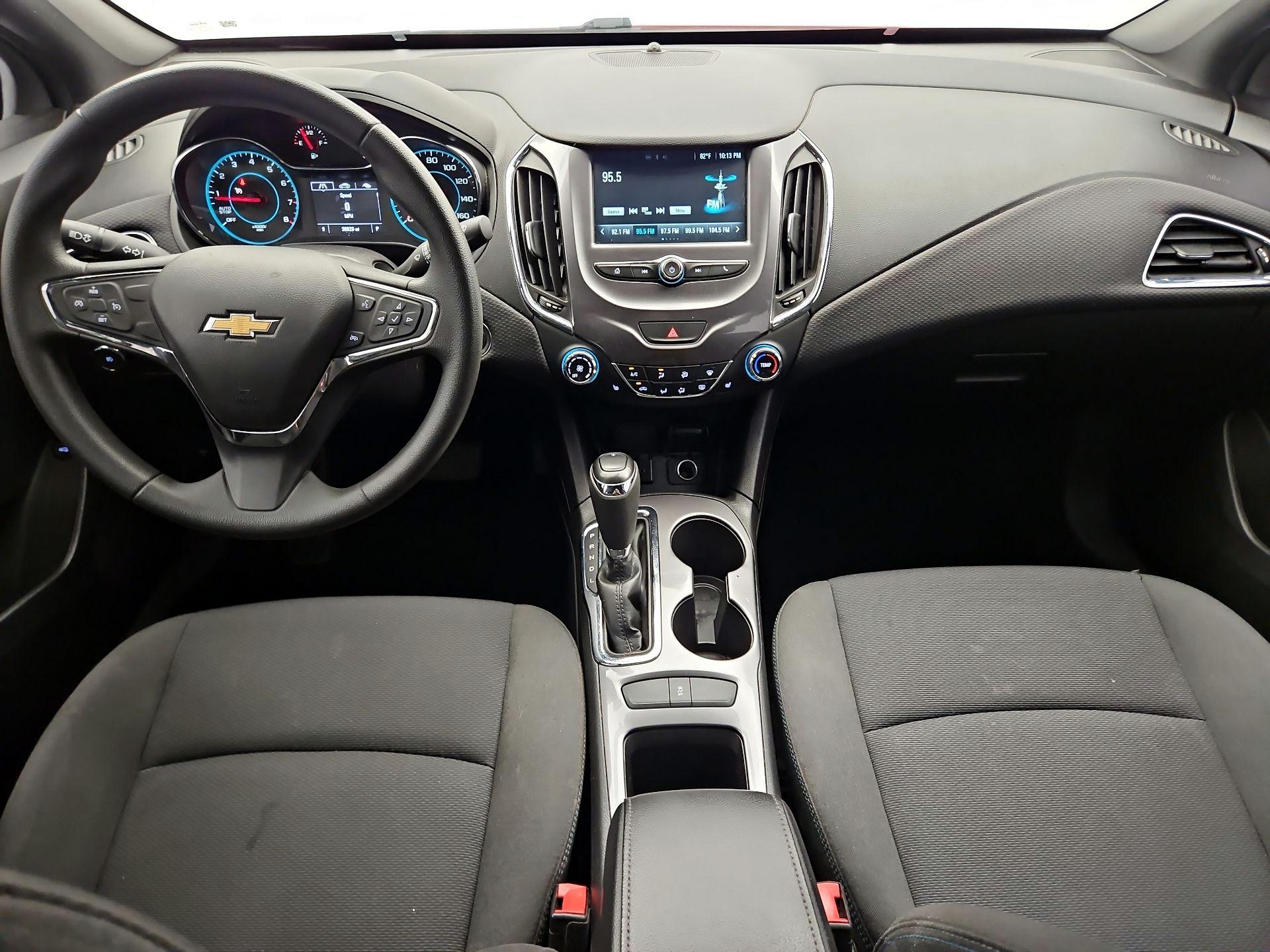 Thumbnail: 2016 Chevrolet Cruze - 9